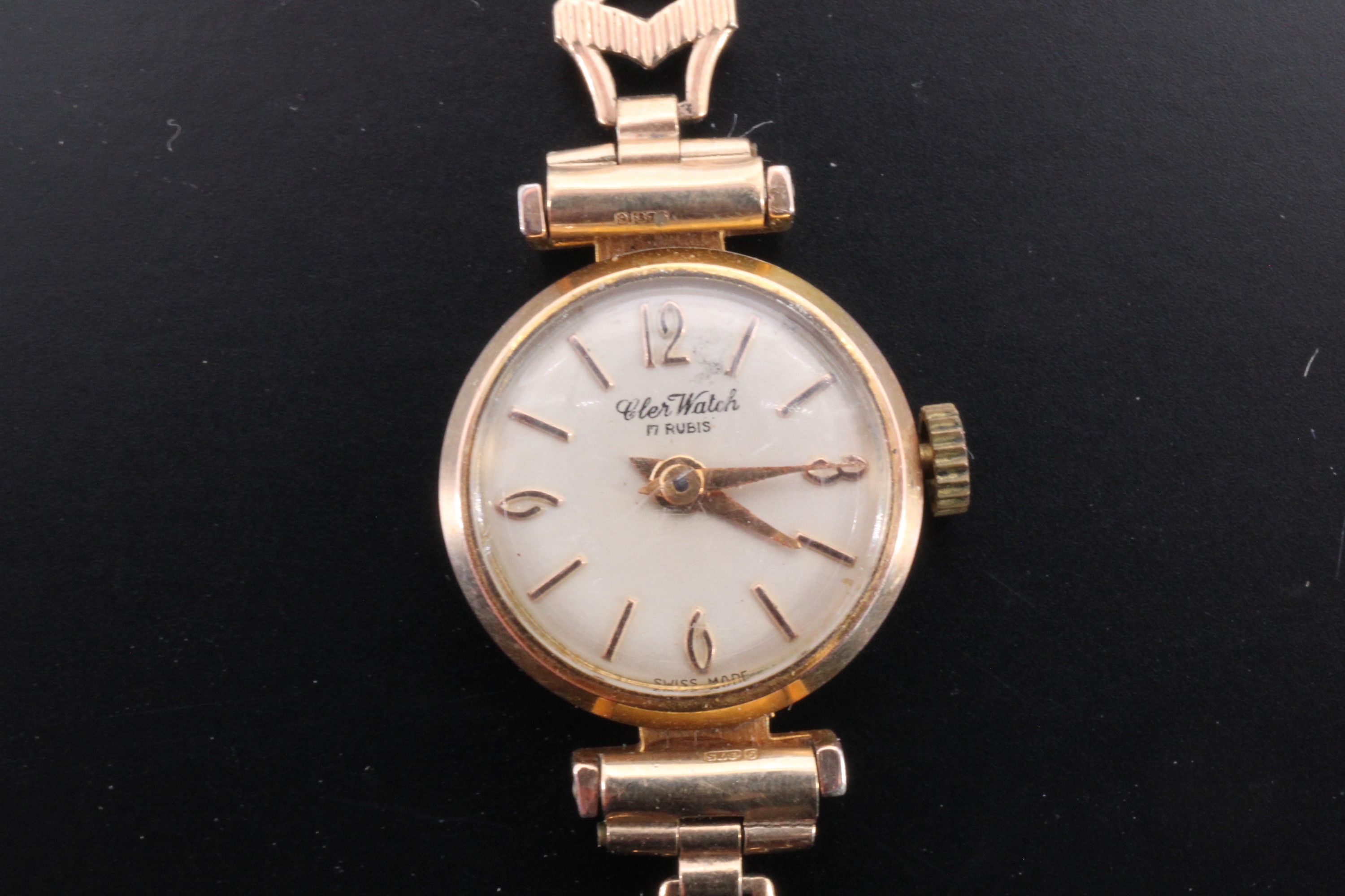 A late 1960s lady's Cler dress watch, having a gold plated case and 9 ct gold flexible bracelet - Image 2 of 4
