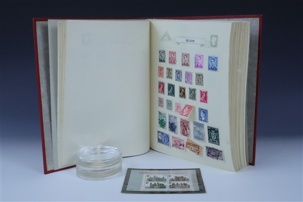 A Stamford album of 20th Century GB and world stamps including a quantity of pre and post decimal GB - Image 3 of 9