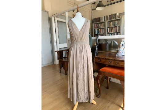 A 1920s sheer crepe tea dress in pale mauve, having gathered straps, modesty panel, gathered waist - Image 2 of 2