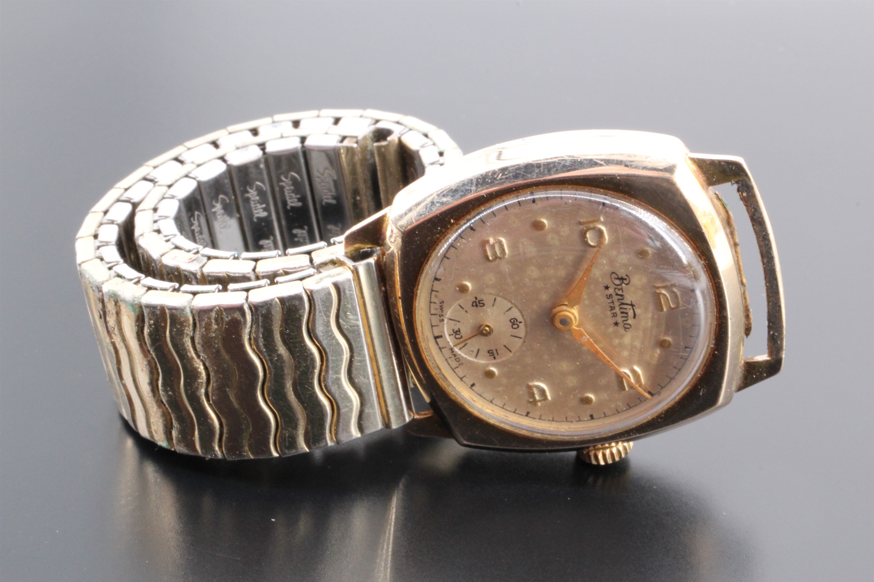 A 1950s Bentima Star 9 ct gold wristwatch, 28 mm excluding crown, having a plated felxible - Image 2 of 4