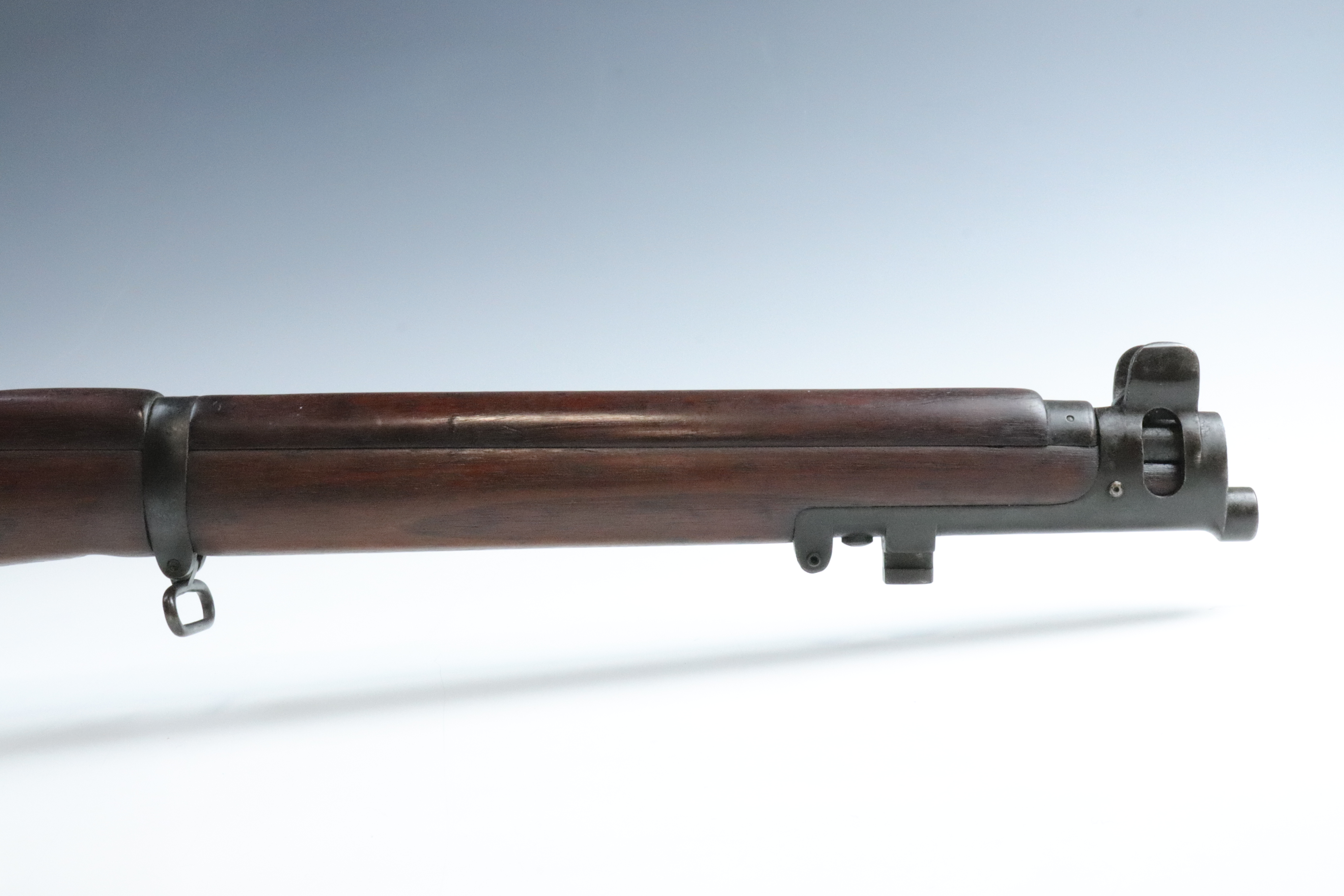A Short Lee Enfield .22 bolt action rifle, stamped "G.R. ENFIELD 1916", rifle and bolt with matching - Image 3 of 11
