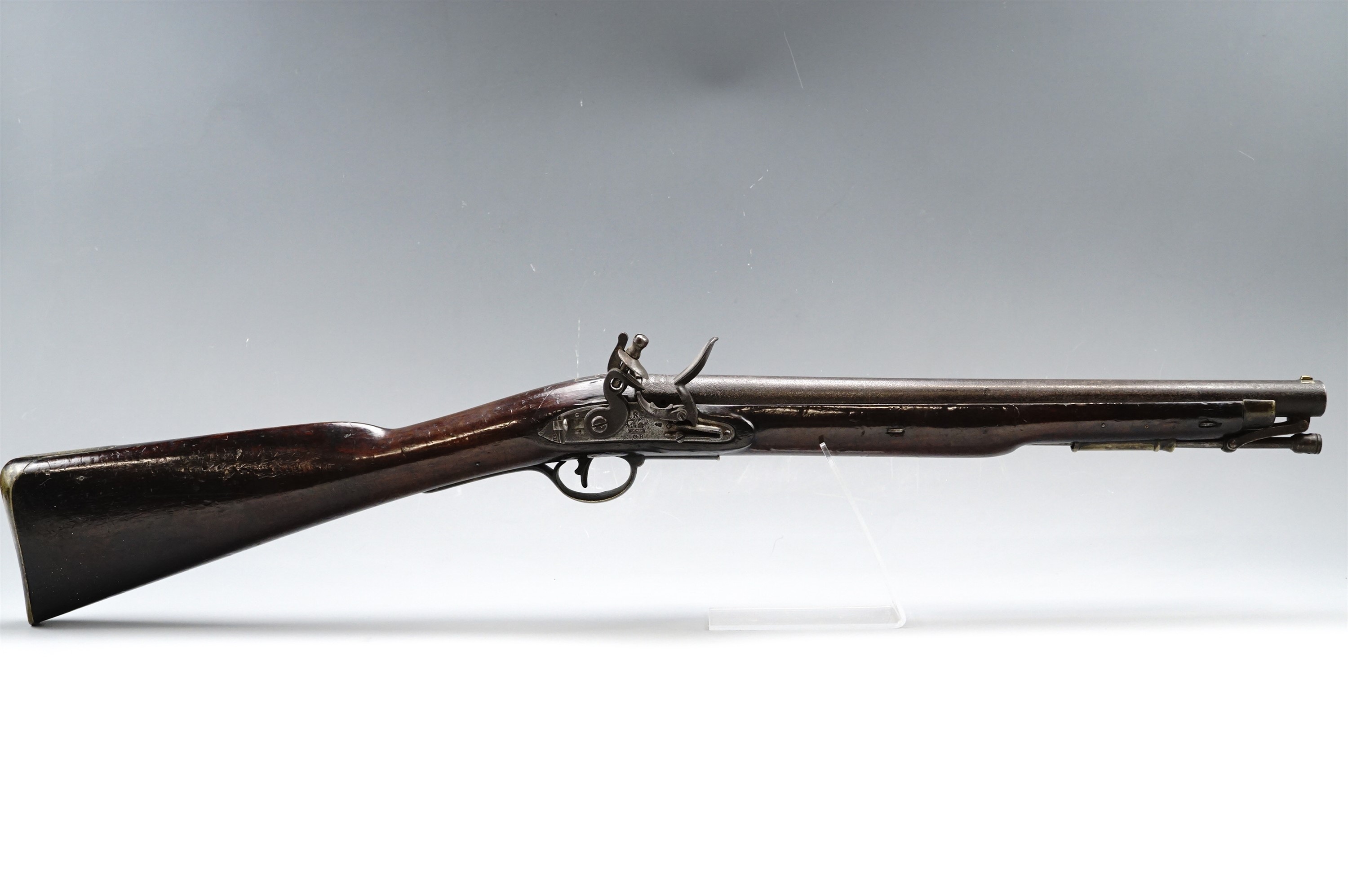 [ King's German Legion ] A George III Paget flintlock cavalry carbine, its butt plate tang