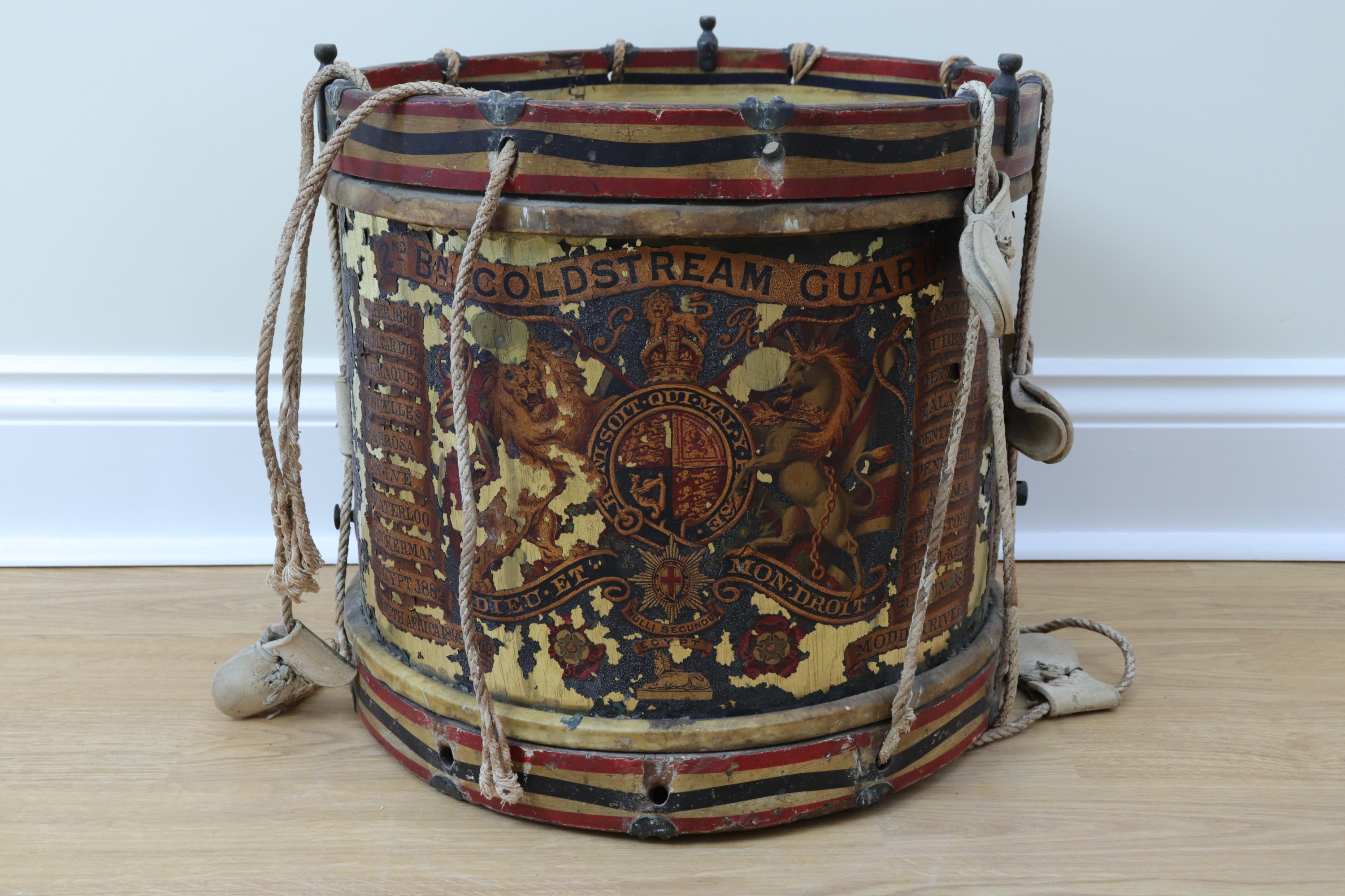 A George V 2nd Coldstream Guards side drum by Hawkes - Image 4 of 7