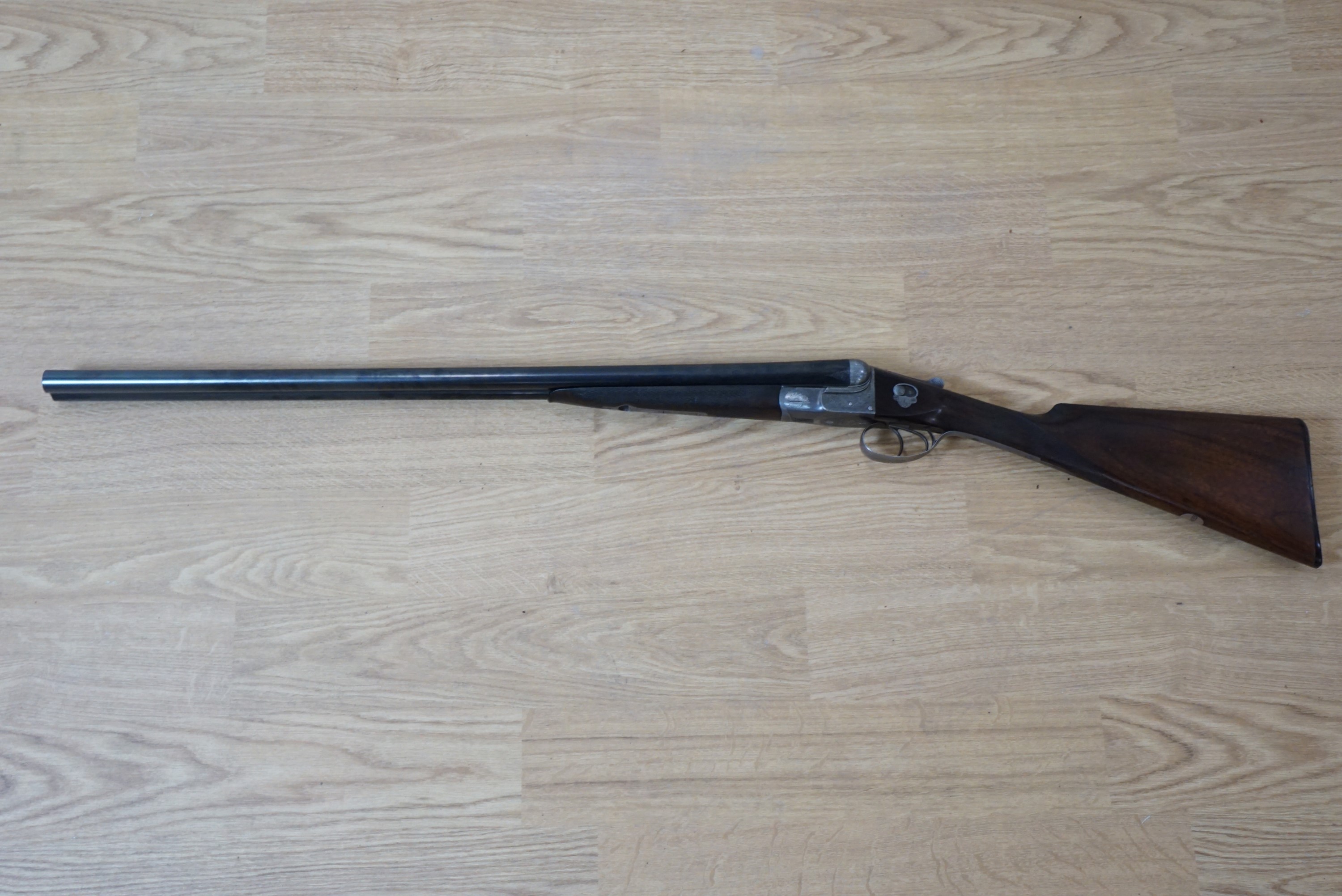 A W.W. Greener, 12 bore side by side boxlock ejector shotgun, 68464, Greener side safety, straight - Image 9 of 16