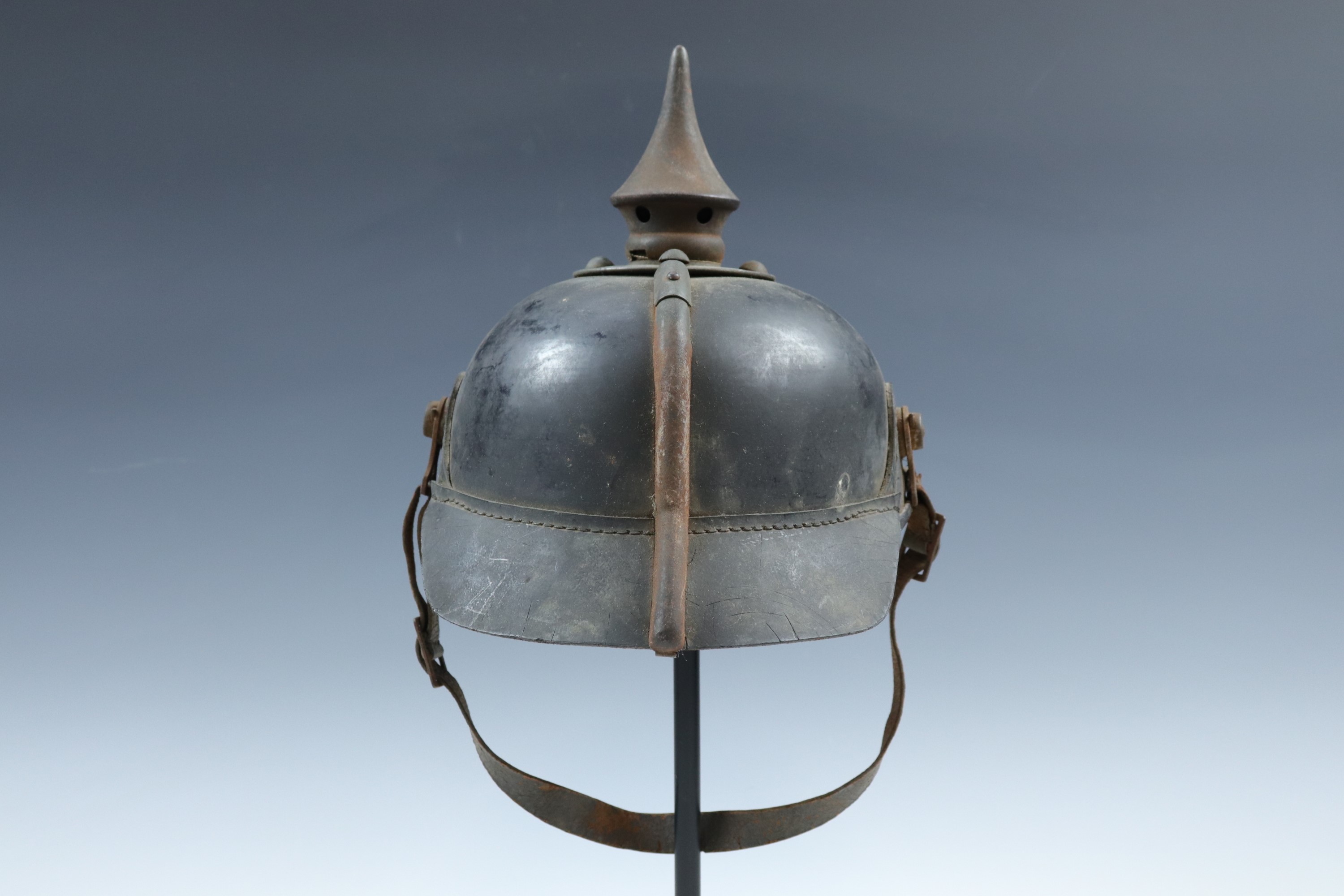 An Imperial German Prussian Model 1915 pickelhaube, dated 1916 - Image 6 of 7