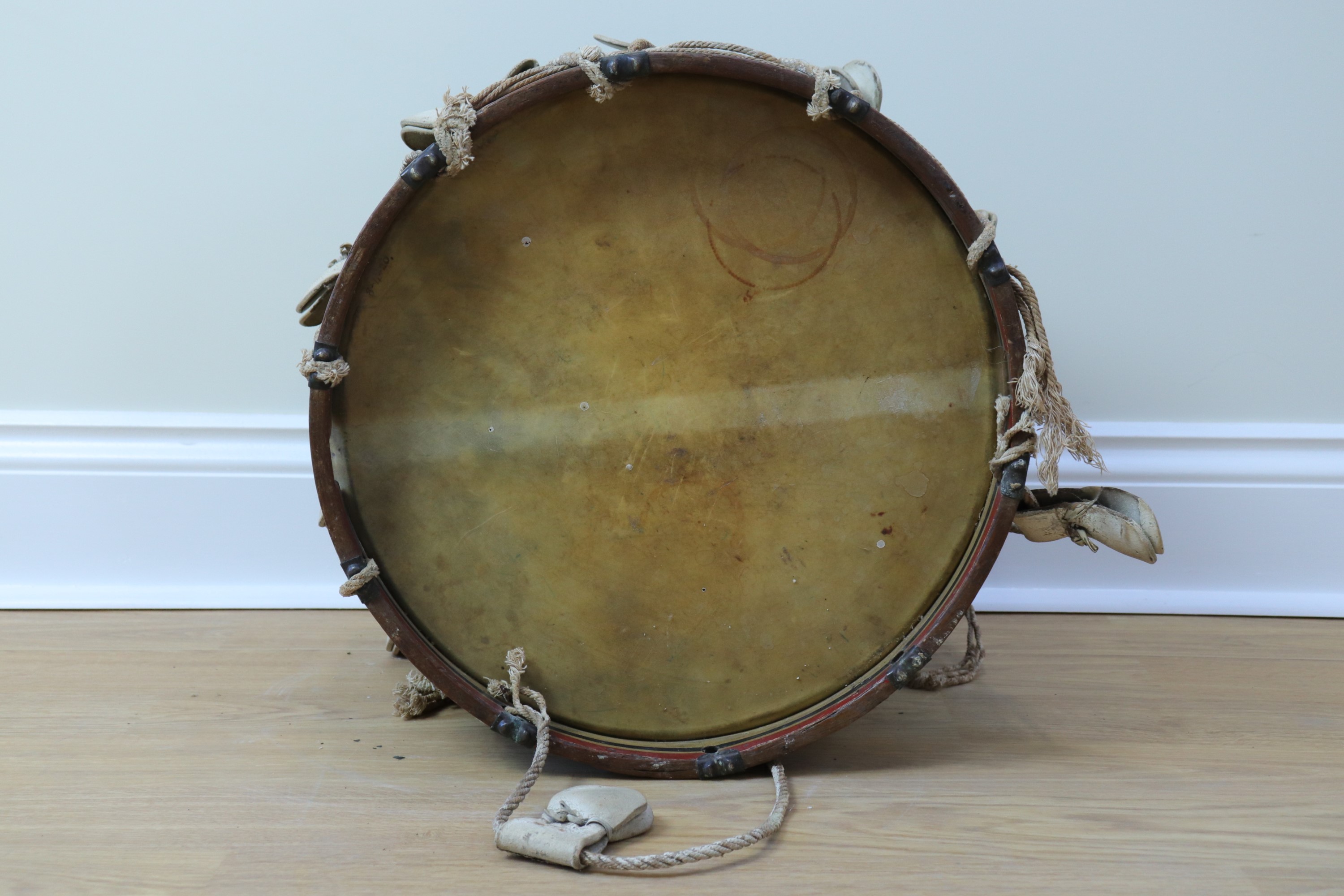 A George V 2nd Coldstream Guards side drum by Hawkes - Image 6 of 7