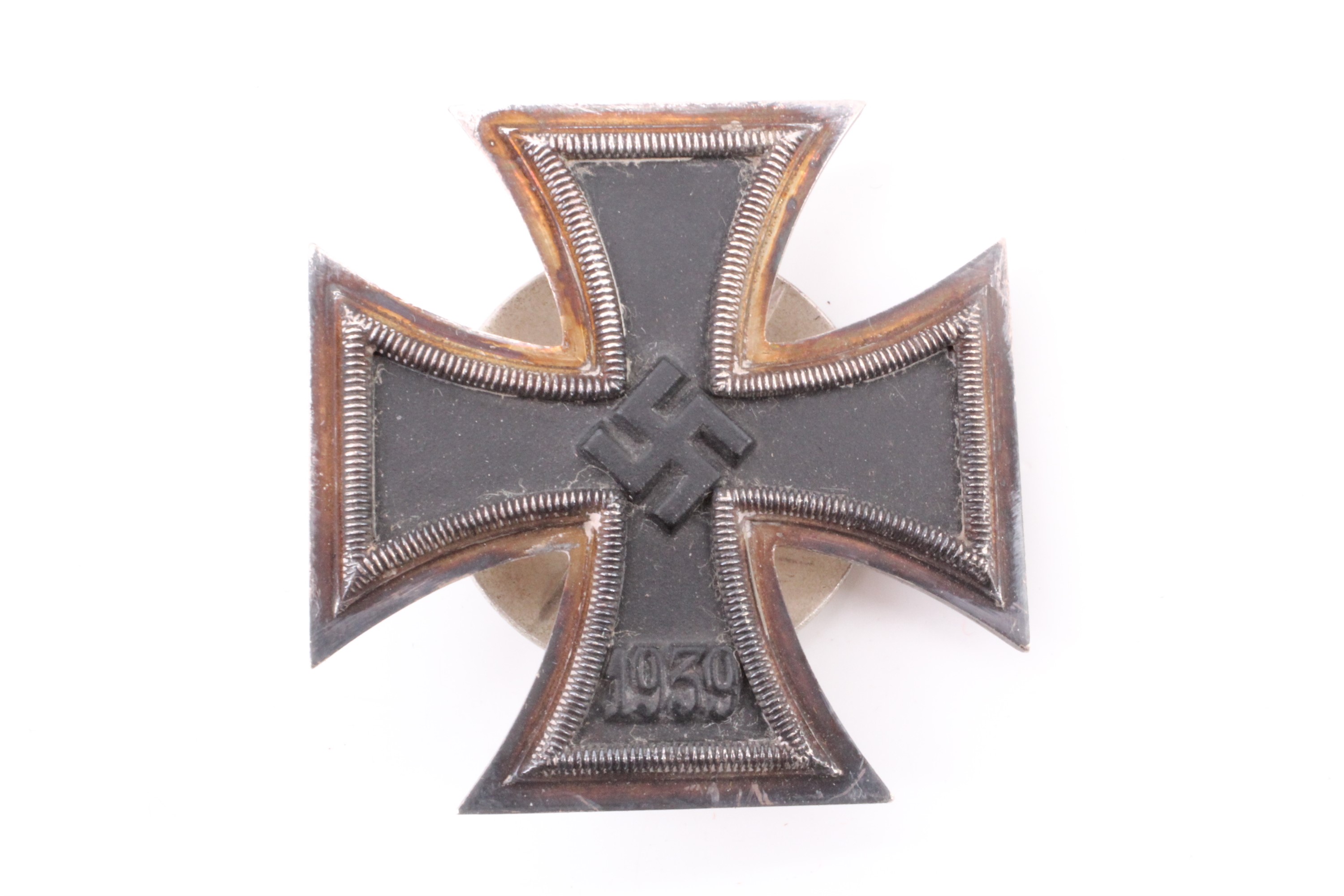 A German Third Reich cased Iron Cross first class, being a screw-backed variant stamped L/54 - Image 3 of 4