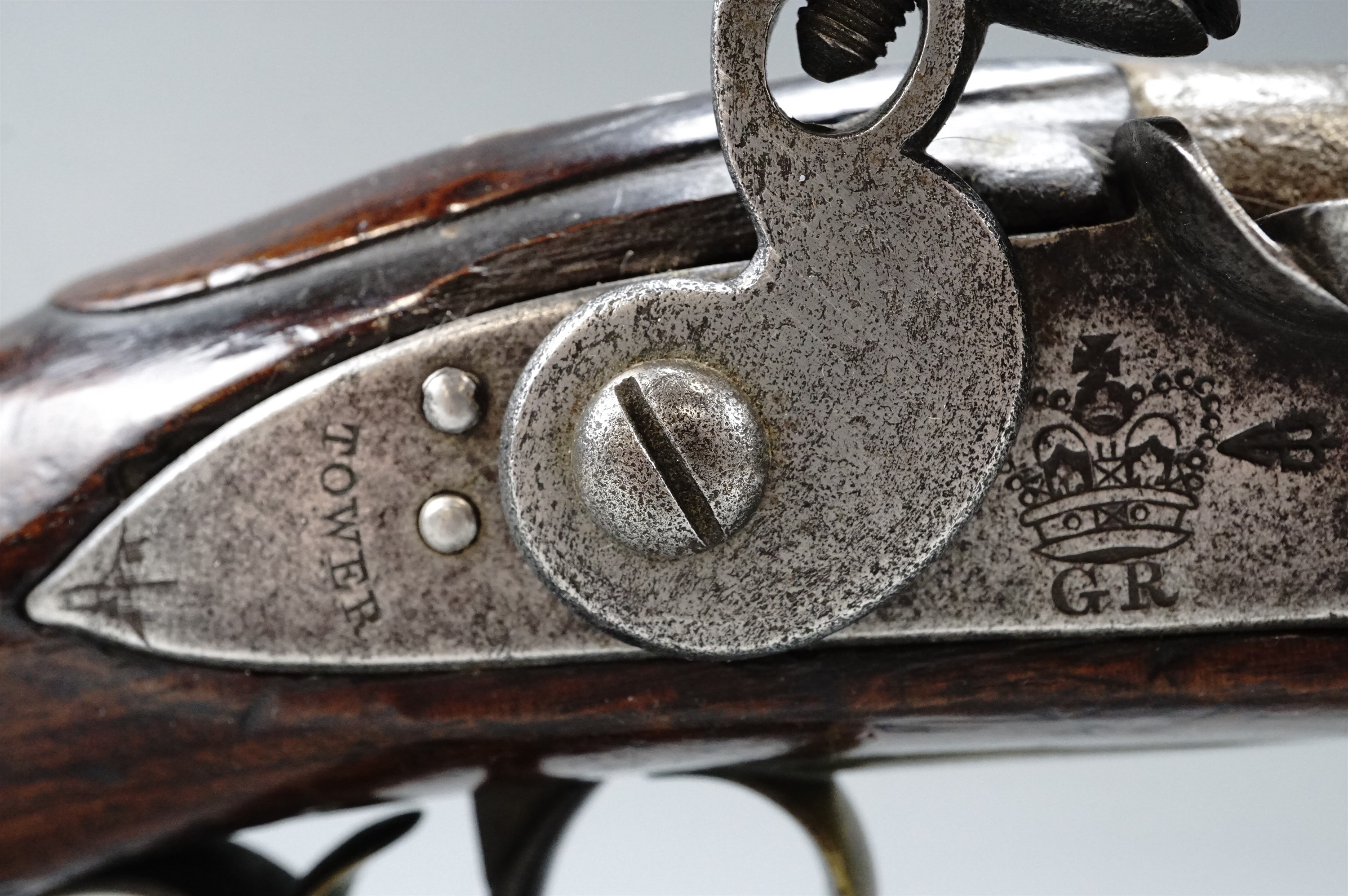 A George III Ordnance New Land Pattern flintlock light cavalry pistol - Image 3 of 12