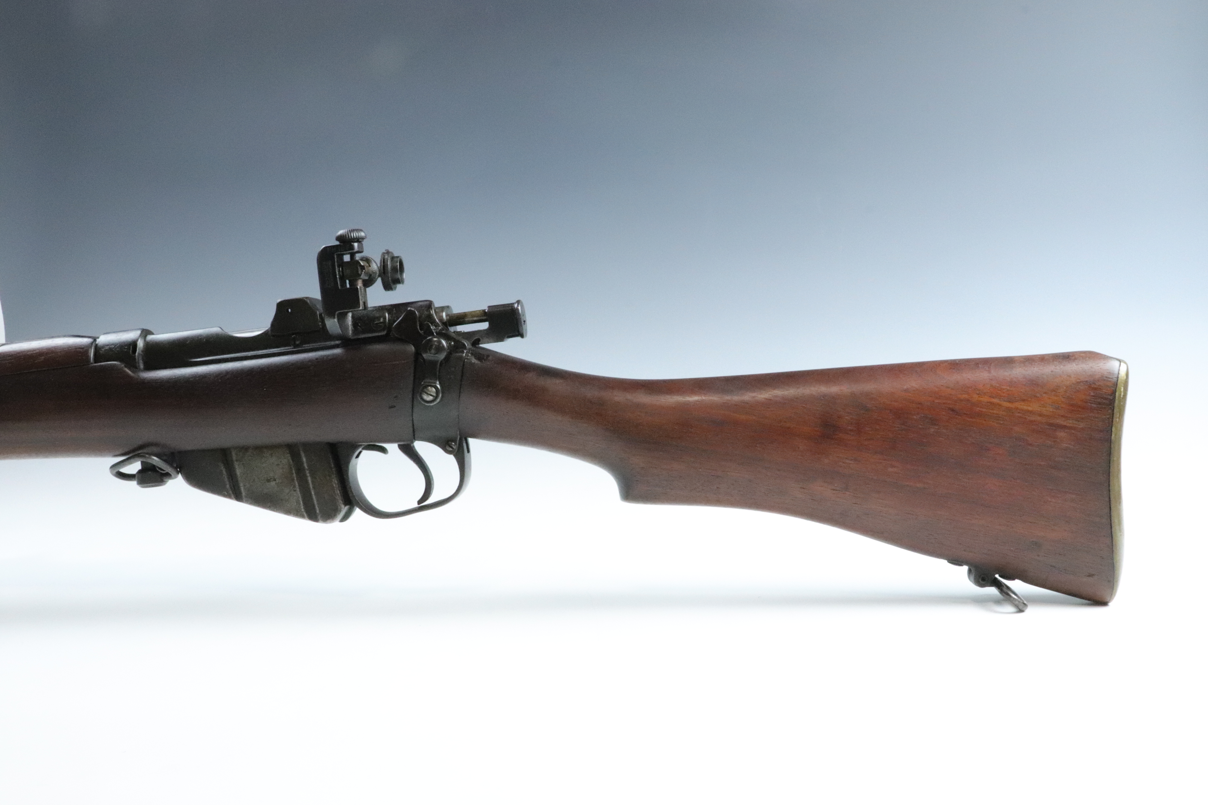 A Short Lee Enfield .22 bolt action rifle, stamped "G.R. ENFIELD 1916", rifle and bolt with matching - Image 6 of 11