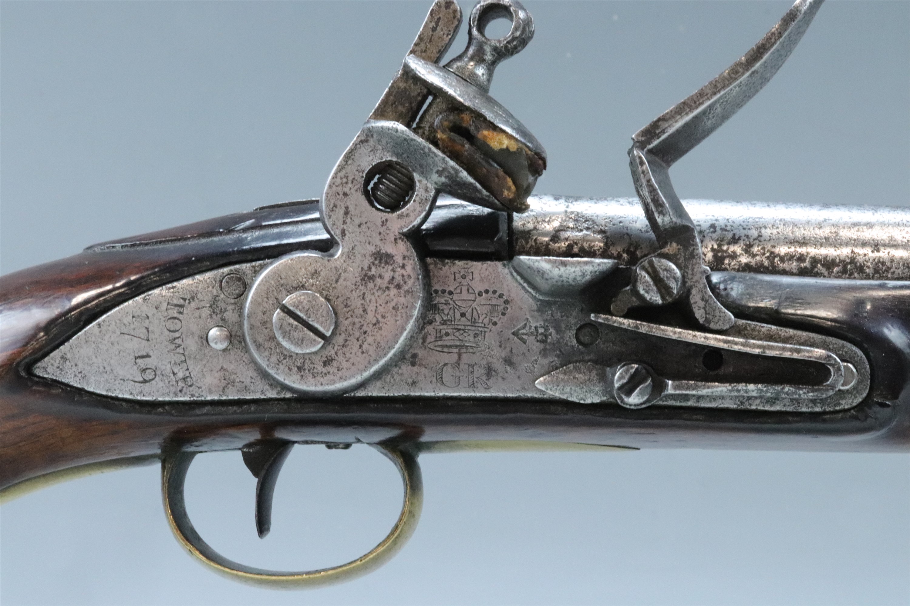 An extremely early Tower flintlock Sea Service pistol, the lock plate dated 1719 - Image 3 of 9