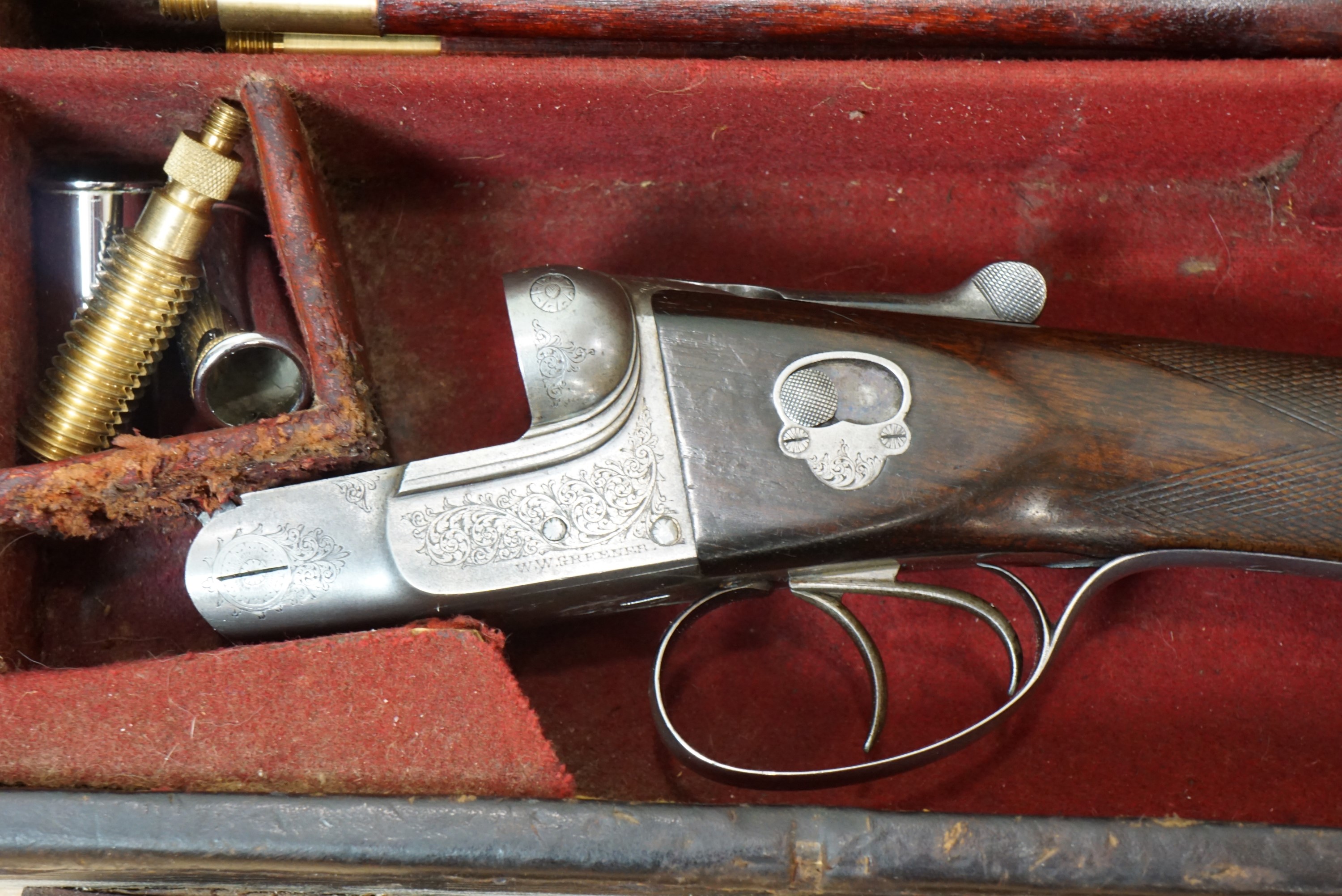 A W.W. Greener, 12 bore side by side boxlock ejector shotgun, 68464, Greener side safety, straight - Image 5 of 16