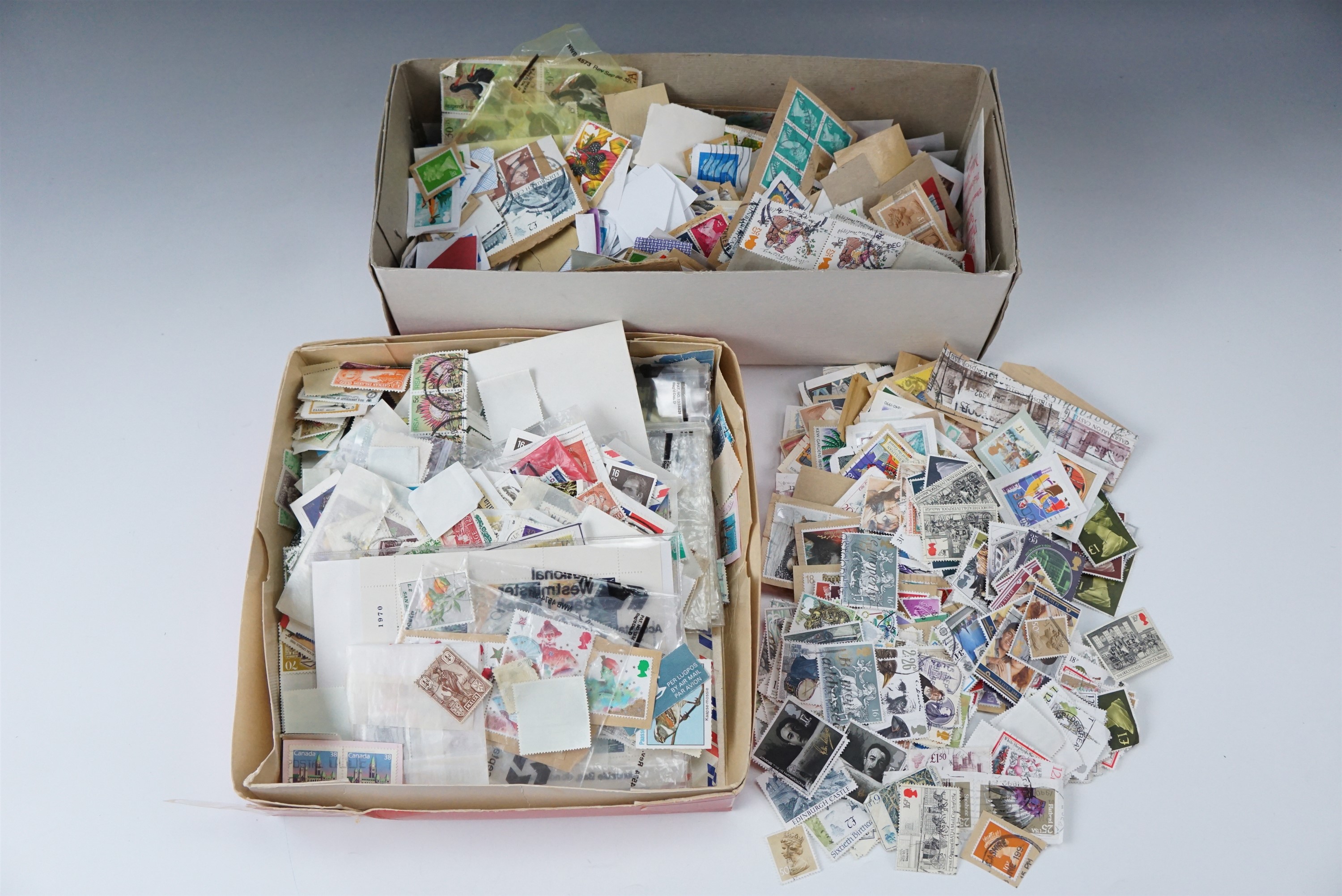 A later 20th Century stamp album, of British and world stamps, together with four part albums, two - Image 4 of 6