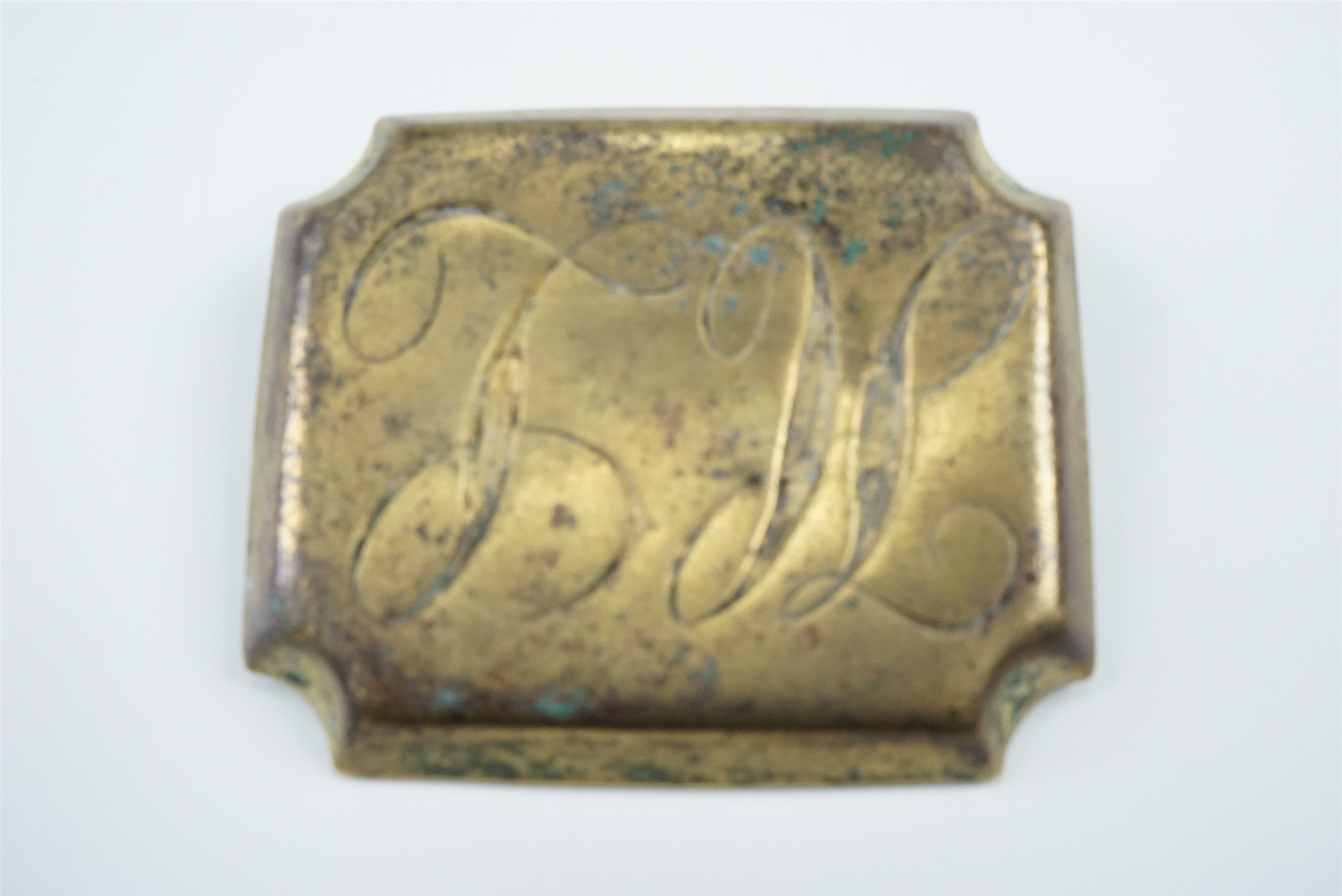 A 19th Century engraved brass saddlery or luggage plaque, 7 cm x 6 cm - Image 2 of 2