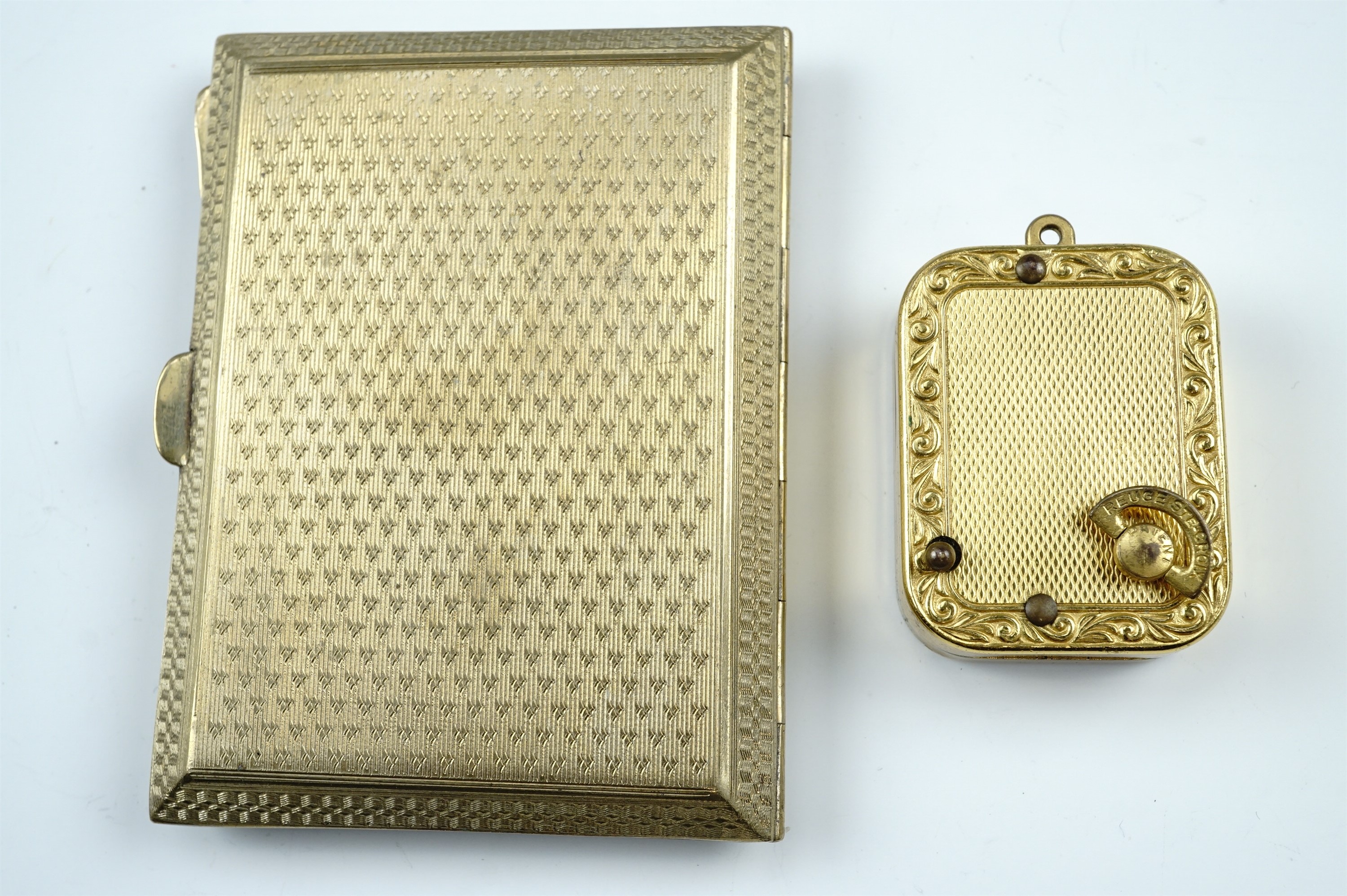 A vintage gilt metal cigarette case by Joseph Gloster of Birmingham and branded "Aloid", of - Image 6 of 6