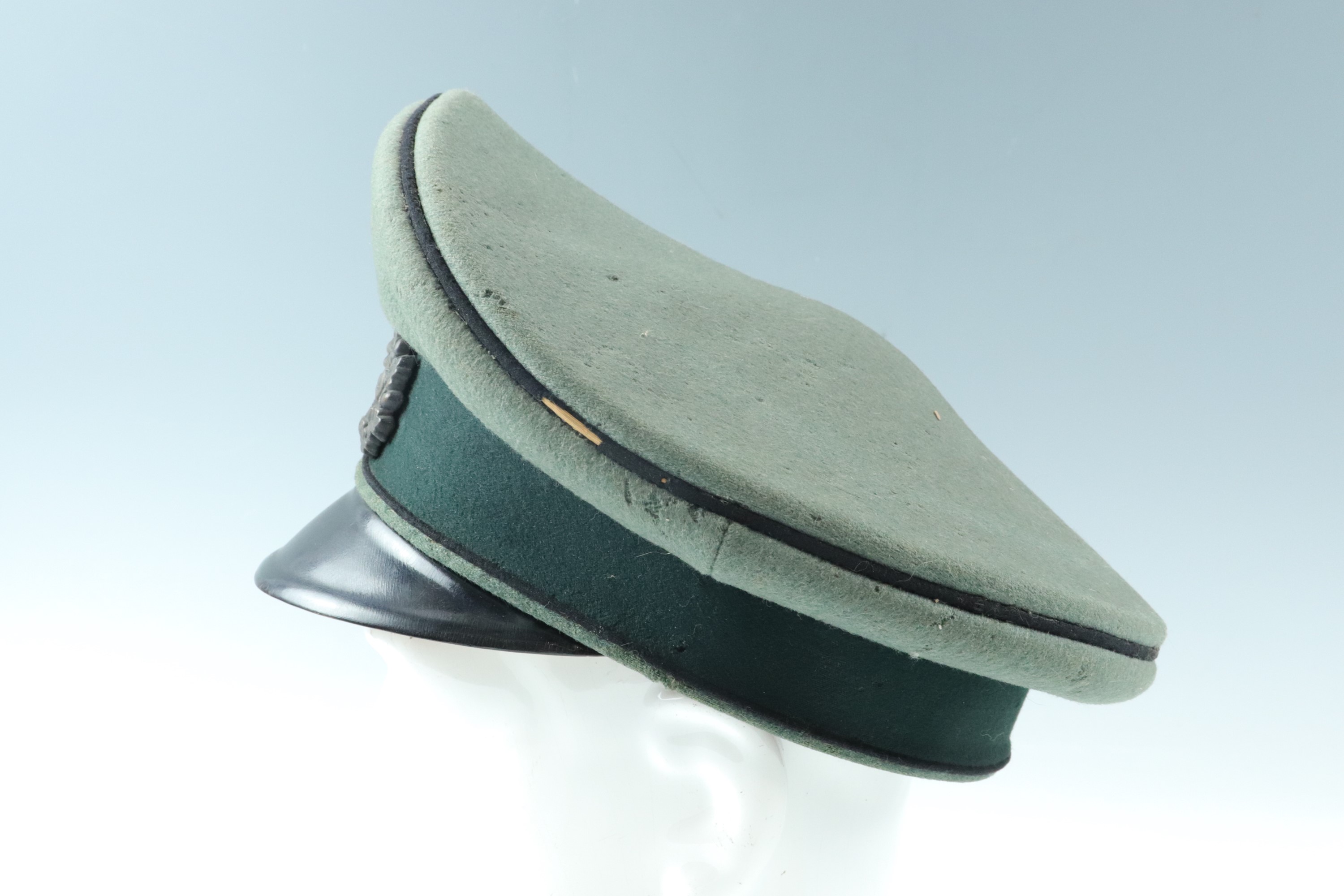 A German Third Reich army engineering NCO's peaked cap - Image 2 of 4