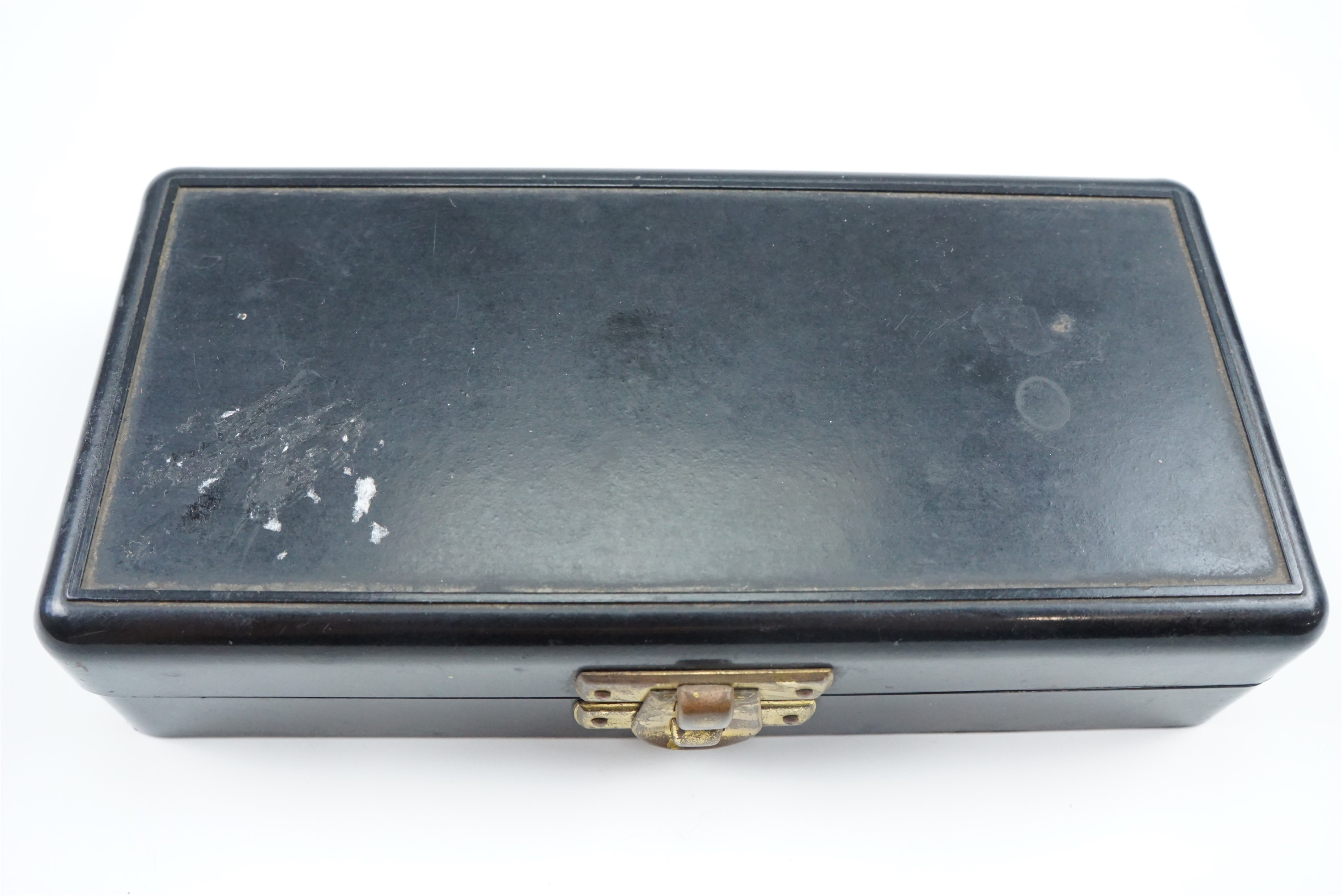 A vintage Bakelite cased set of brass gram weights, 15 cm x 7 cm x 3.5 cm - Image 3 of 4