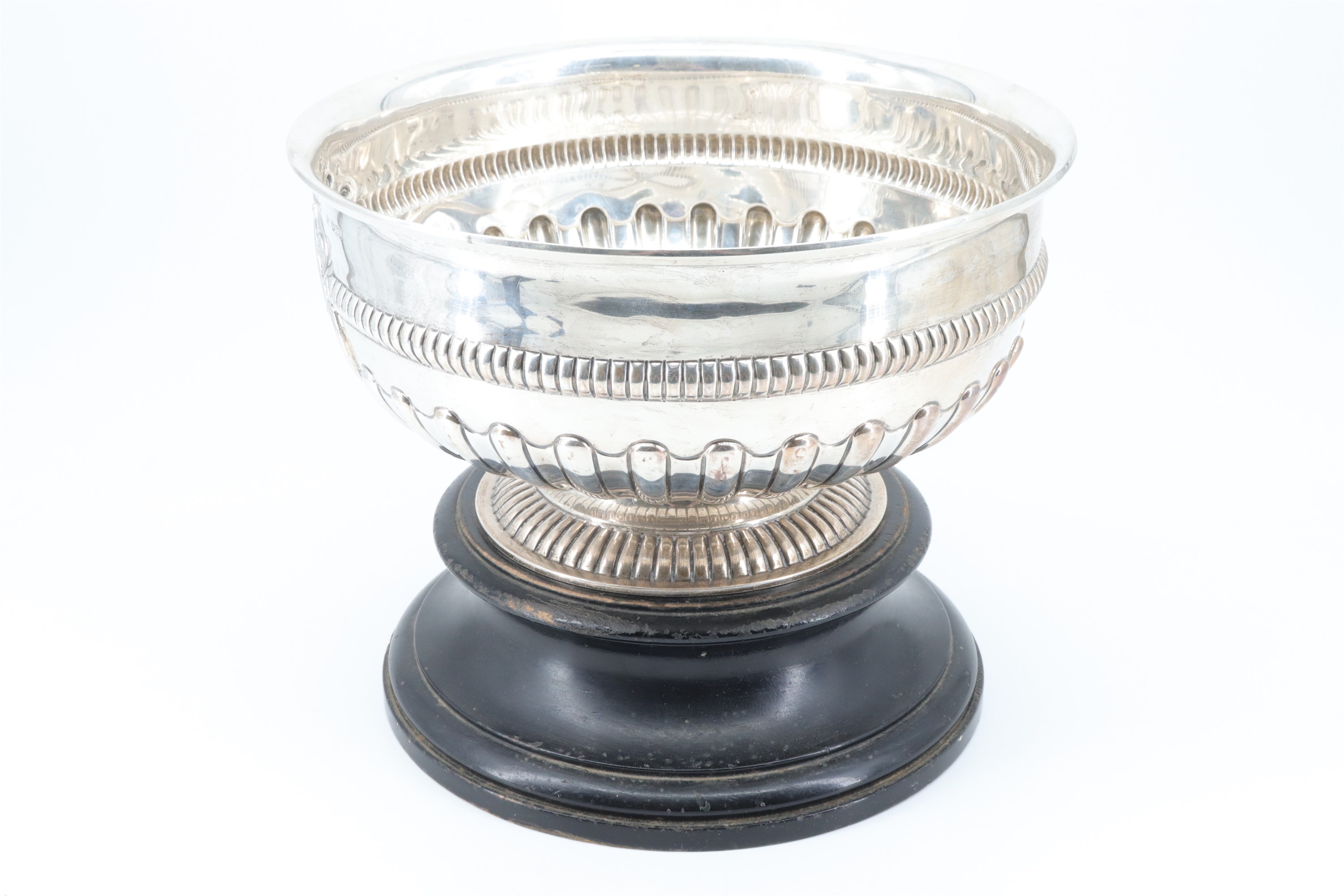 An Edwardian silver punch bowl, decorated with pronounced gadrooning and a ribbed band at its waist, - Image 3 of 8