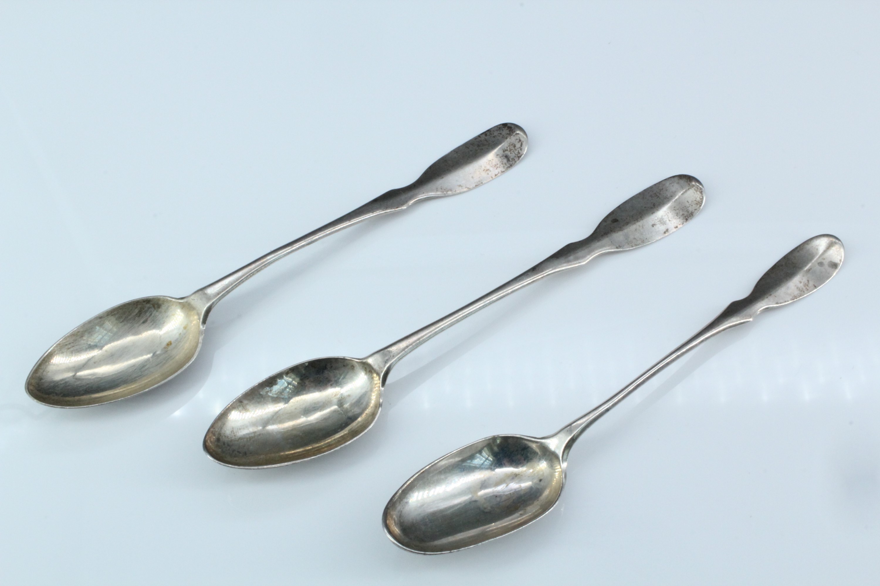 Three early 19th Century provincial Scottish silver fiddle pattern teaspoons, William Constable, [