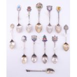 12 silver and enamelled silver souvenir teaspoons, relating to London including Windsor,