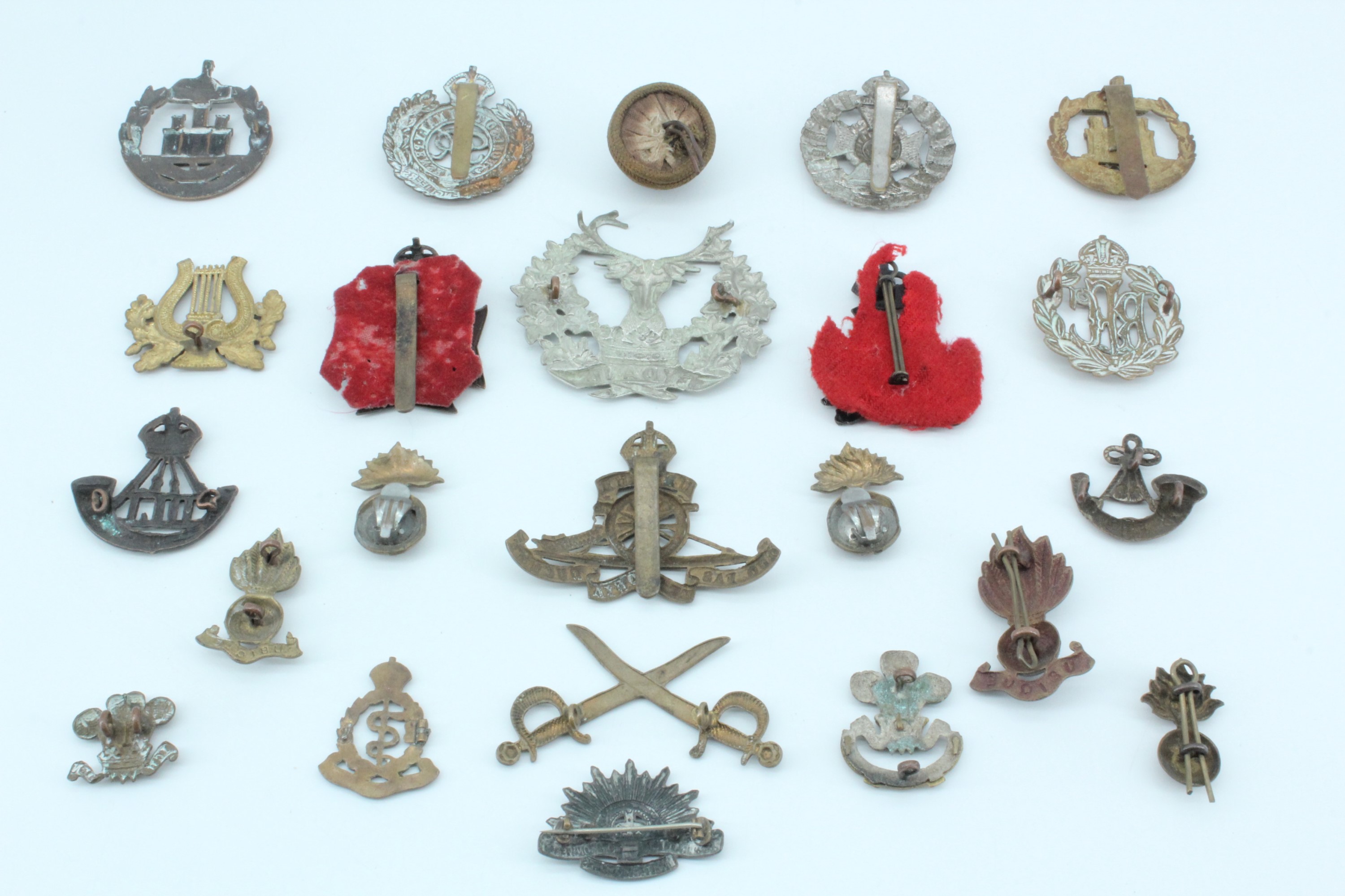 A quantity of British army cap and other badges including a pre-1953 Royal Berkshire Regiment - Image 2 of 2
