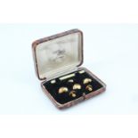 A cased set of 18 ct yellow metal shirt studs, 6.5 g