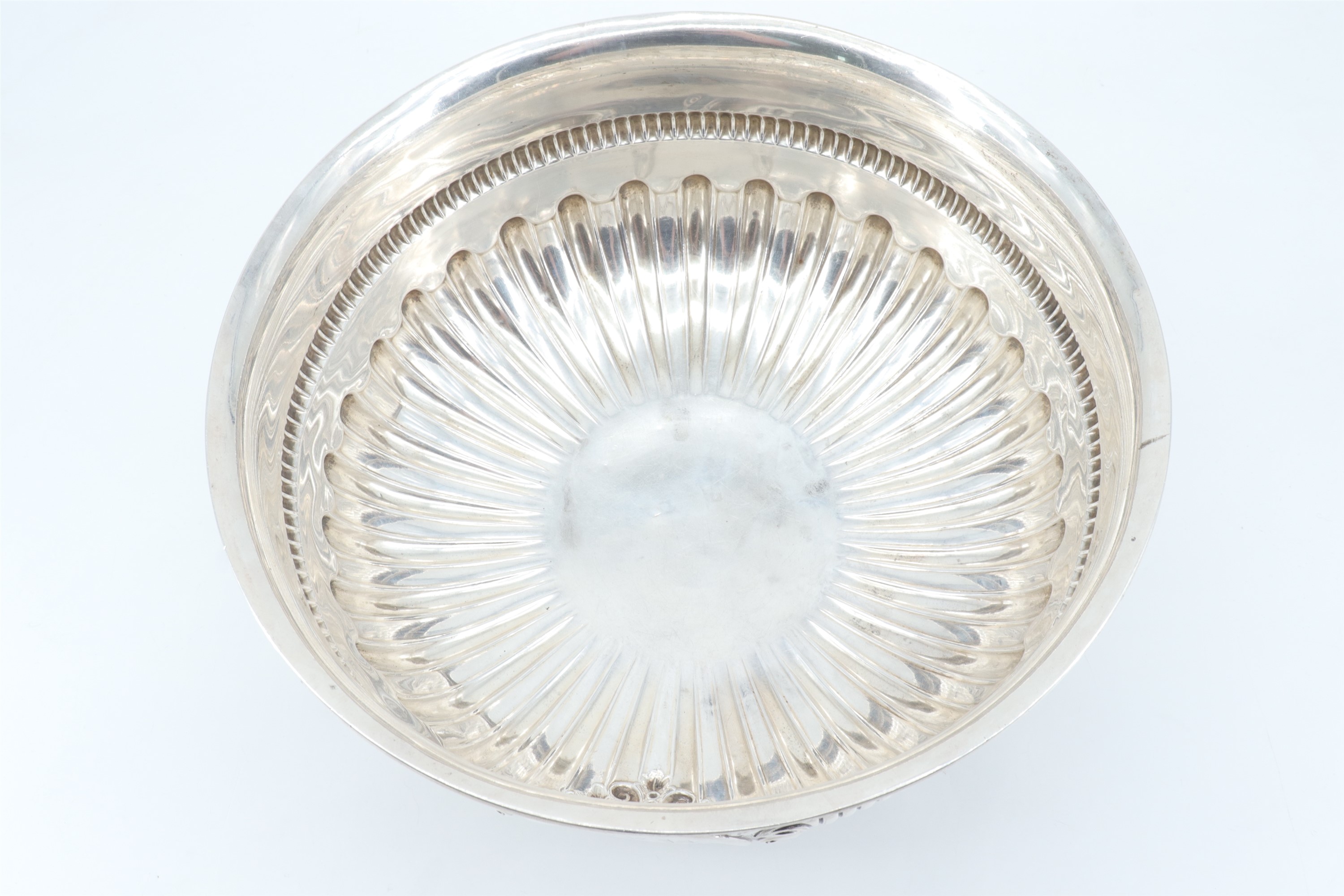 An Edwardian silver punch bowl, decorated with pronounced gadrooning and a ribbed band at its waist, - Image 7 of 8
