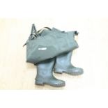 Fladen chest wader's size 9