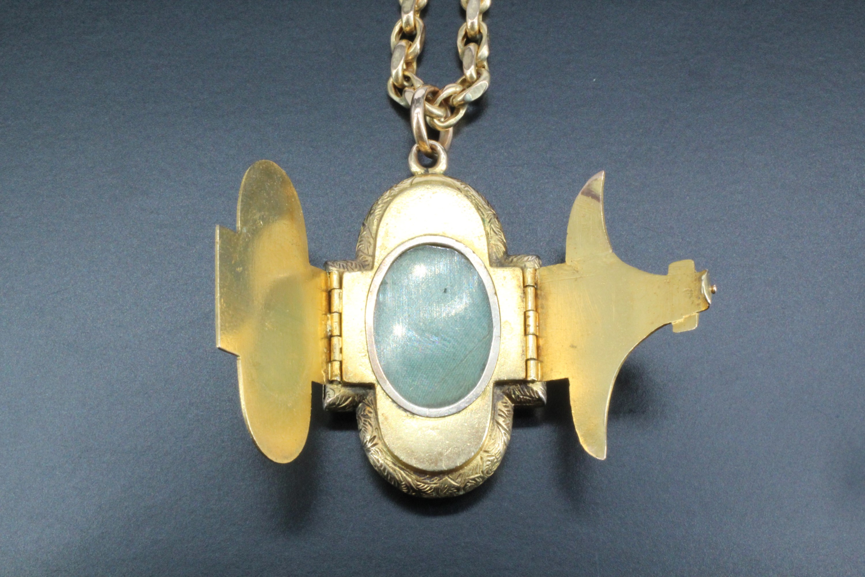 An Edwardian cruciform double locket necklace, the front having double overlapping covers with - Image 3 of 4