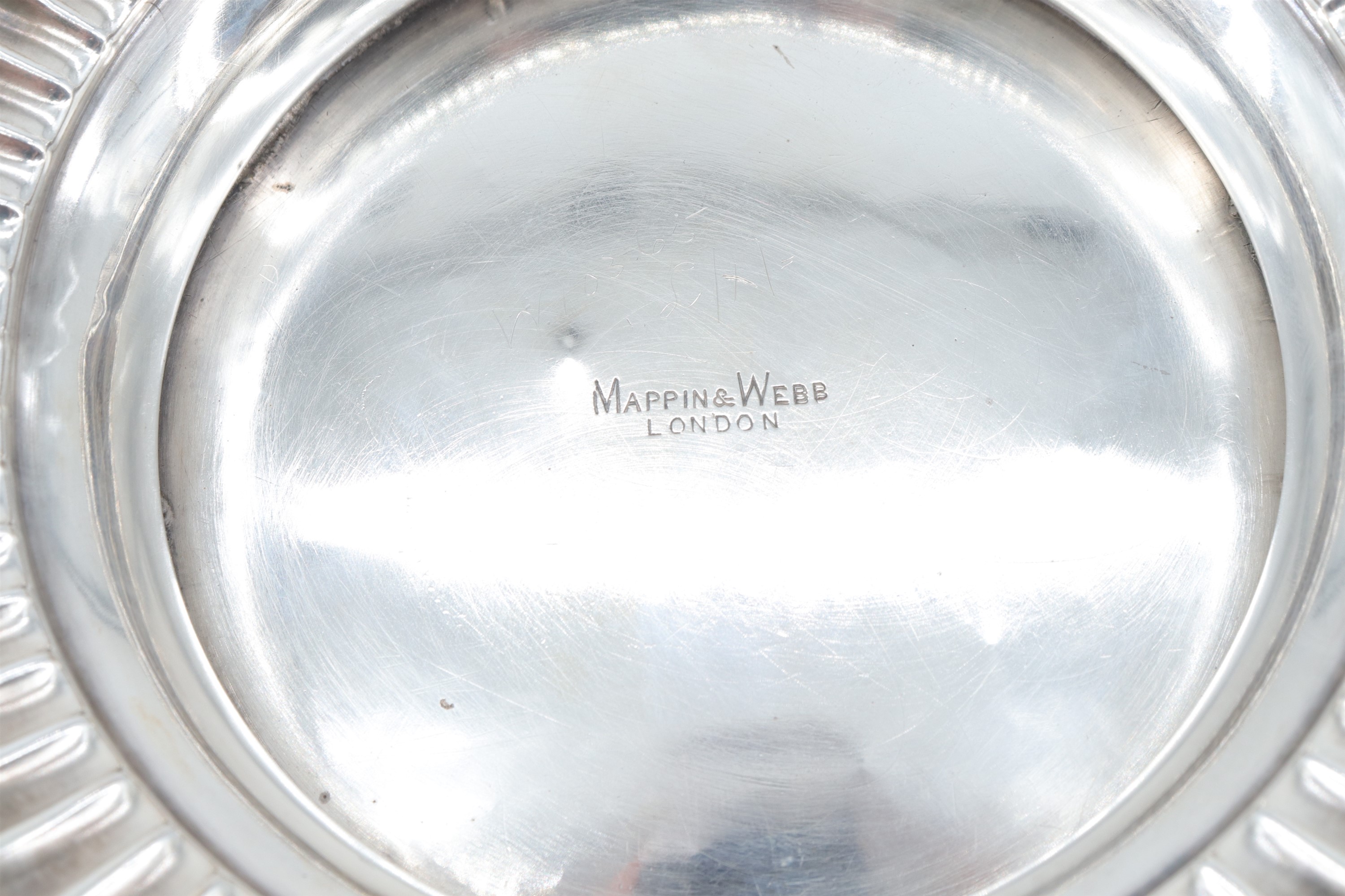 An Edwardian silver punch bowl, decorated with pronounced gadrooning and a ribbed band at its waist, - Image 8 of 8