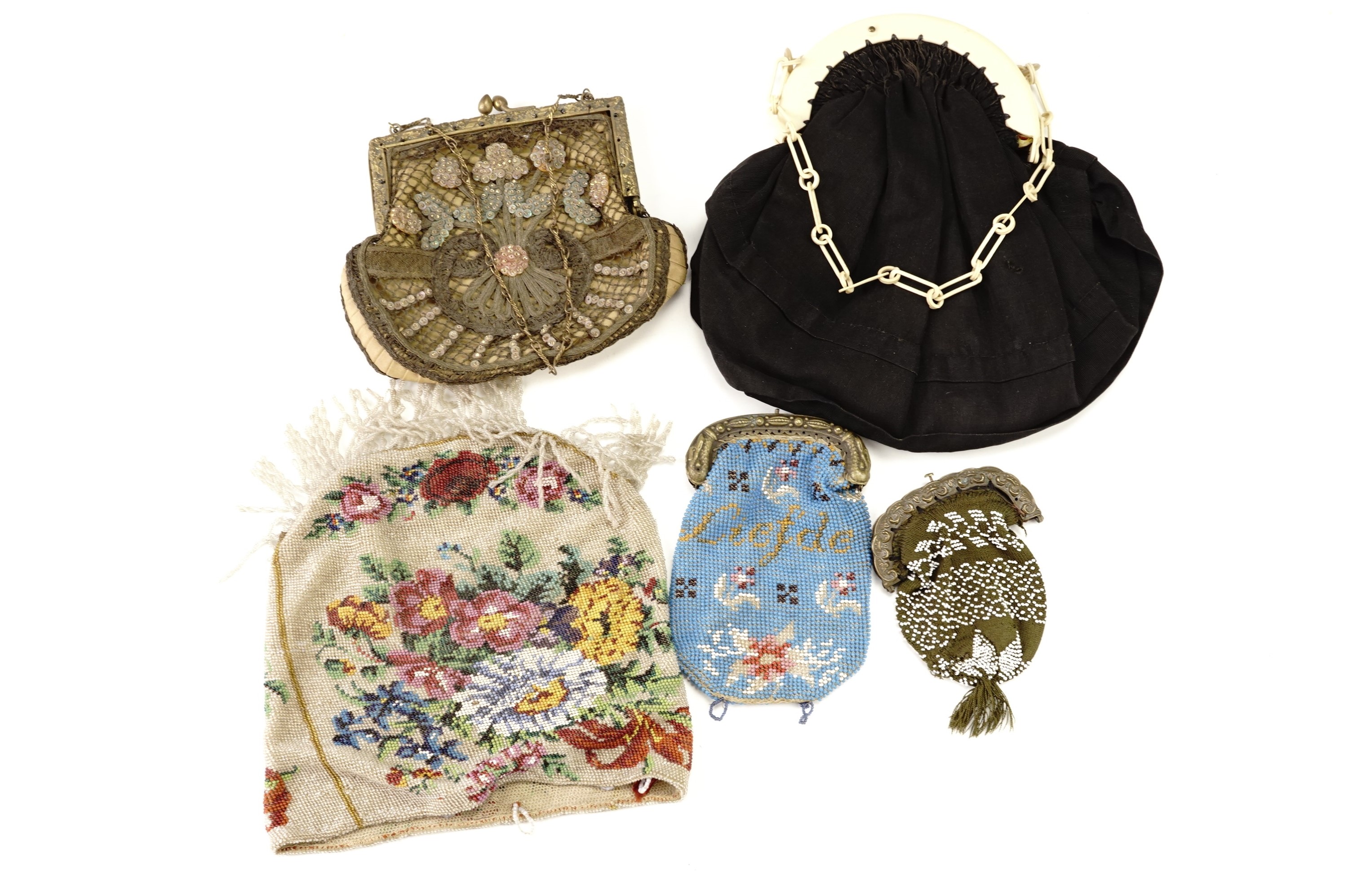 Five vintage ladies' evening bags / purses, 19th Century and later, including glass beadwork