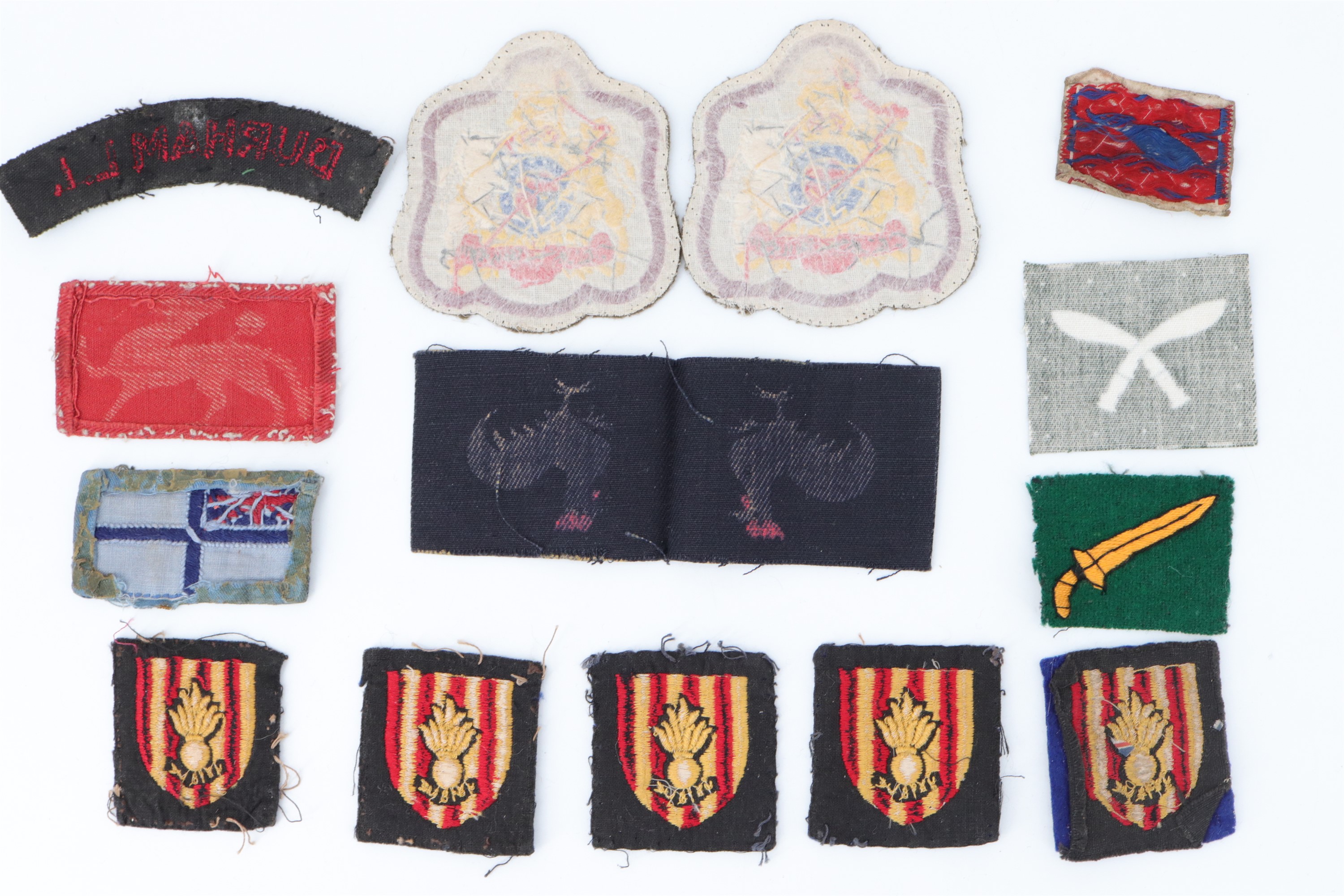 A small group of Second World War British army cloth insignia including 40th Infantry division - Image 2 of 2