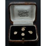 A cased set of 9 ct gold shirt studs, Birmingham, 1974, 4 g, octagonals 6 mm