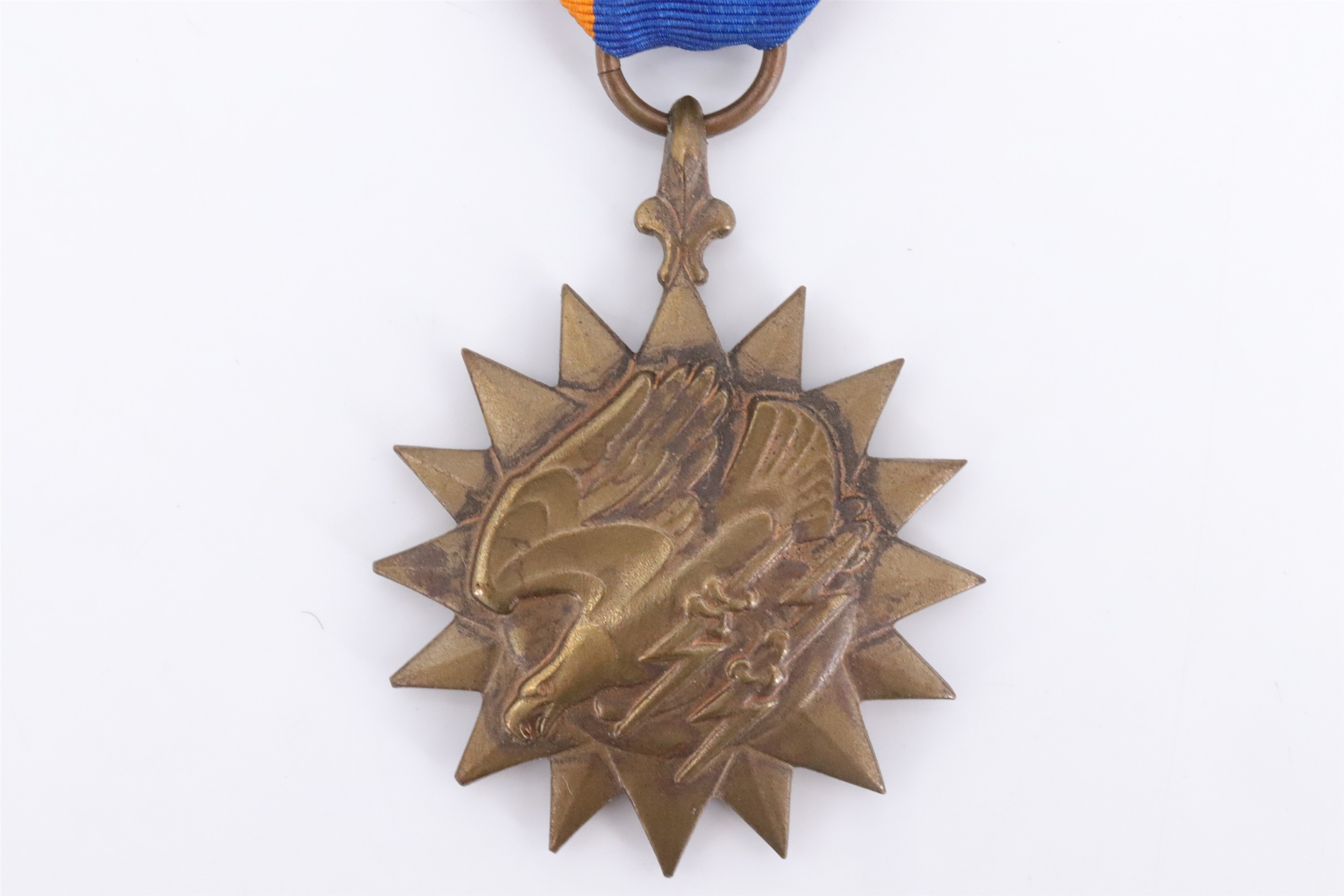 A US Air Medal, cased - Image 2 of 4