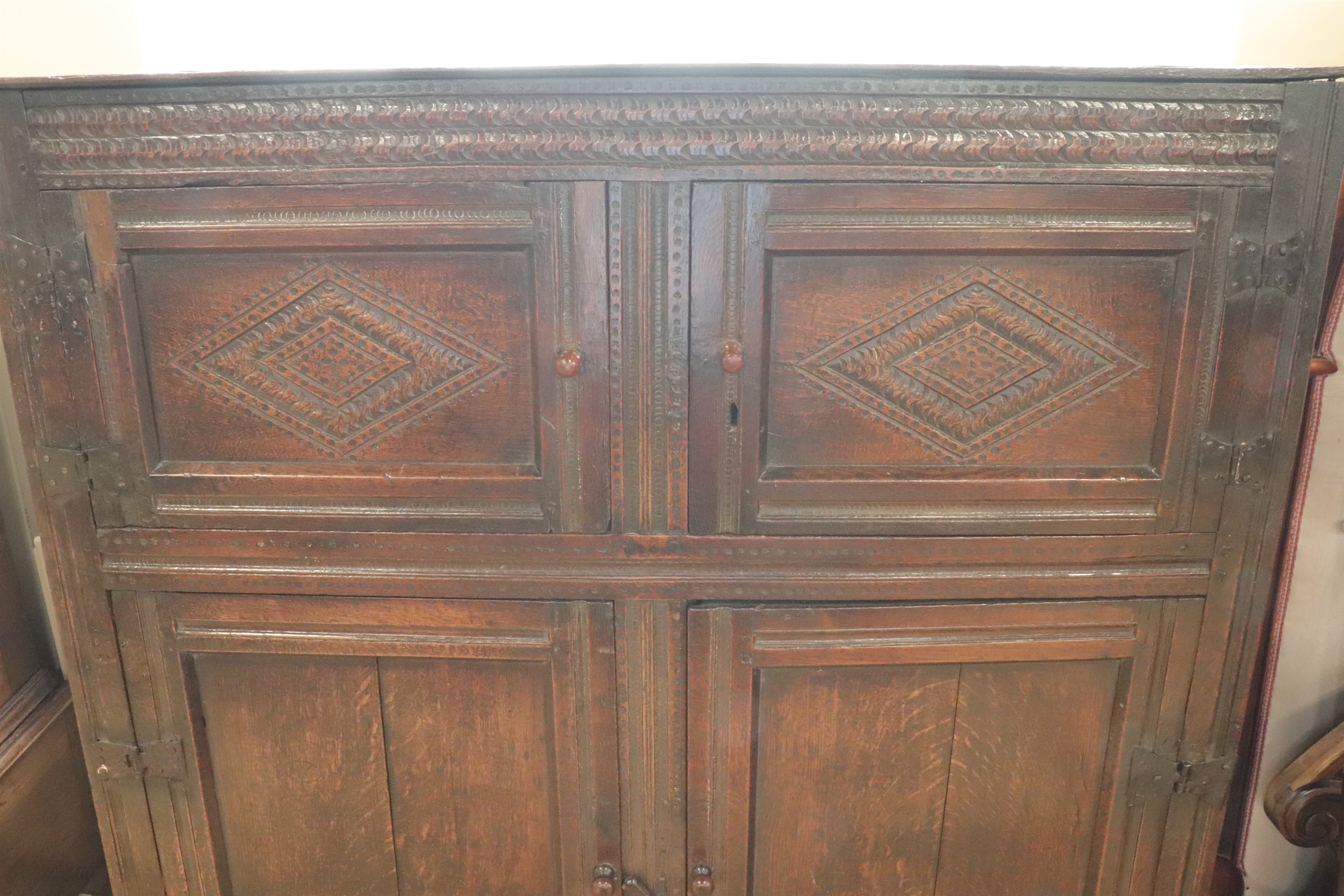 A late 17th / early 18th Century joined oak cupboard, 136 cm x 48 cm x 171 cm - Image 3 of 4