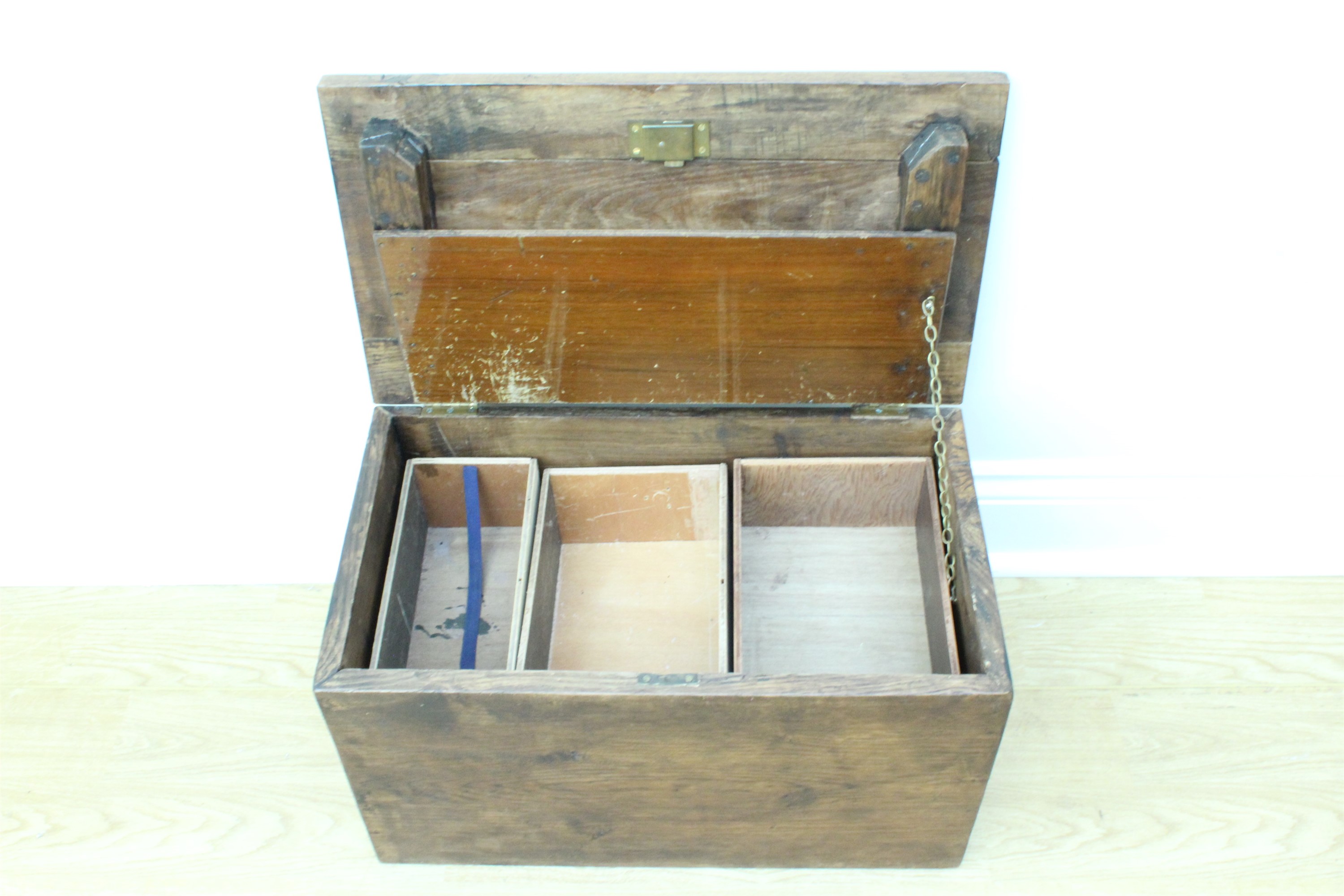 A late 20th Century rustic oak chest, having internal fittings, 53.5 x 31.5 x 31.5 cm - Image 2 of 2
