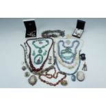 A quantity of late 20th Century jewellery, including Luckenbooth brooches, a turquoise demi-