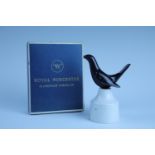A boxed Royal Worcester pie funnel, in the form of a bird, 12 cm