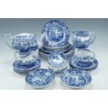 A quantity of Spode Italian tea and dinner ware, 31 items