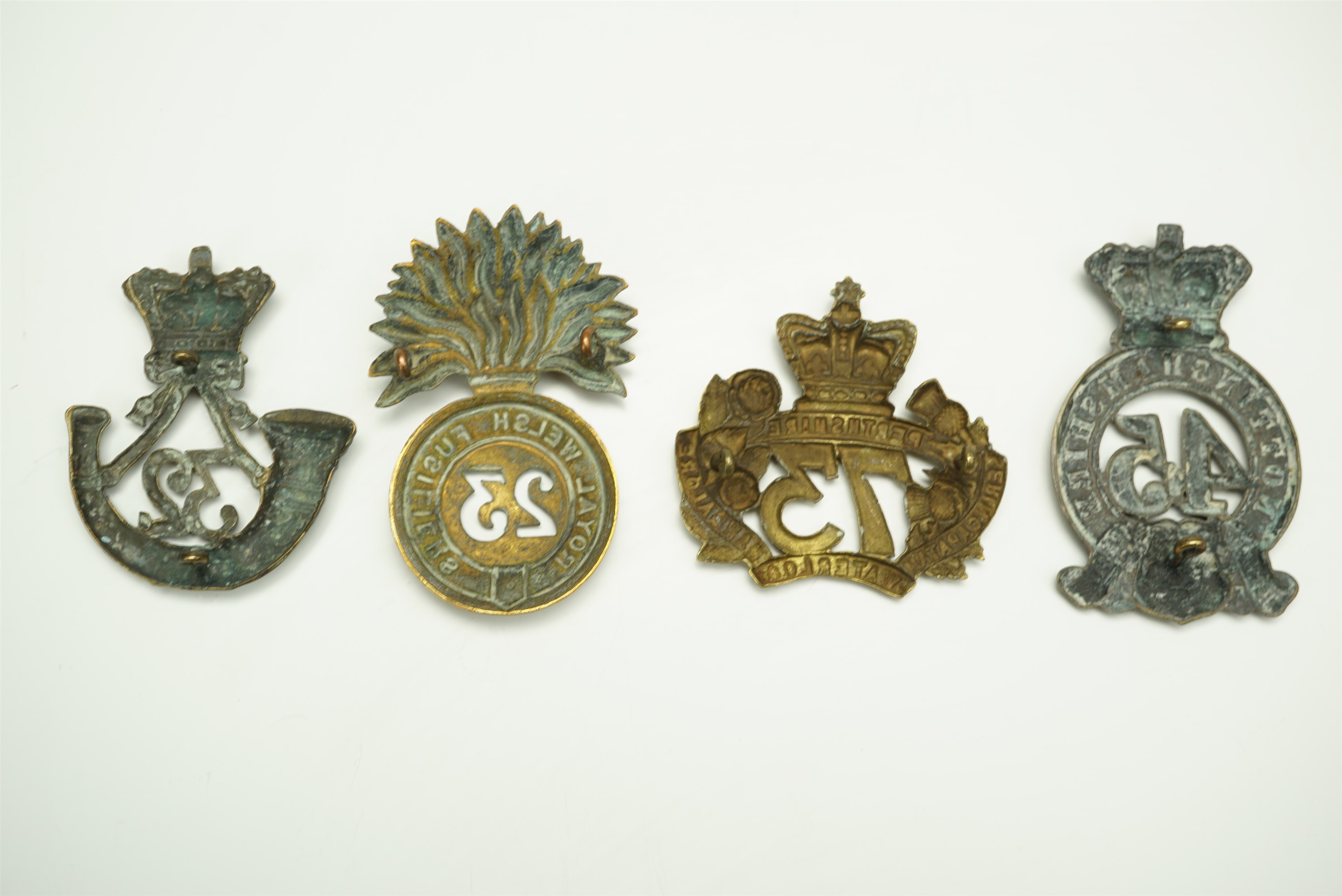 Four Victorian glengarry badges - Image 2 of 2