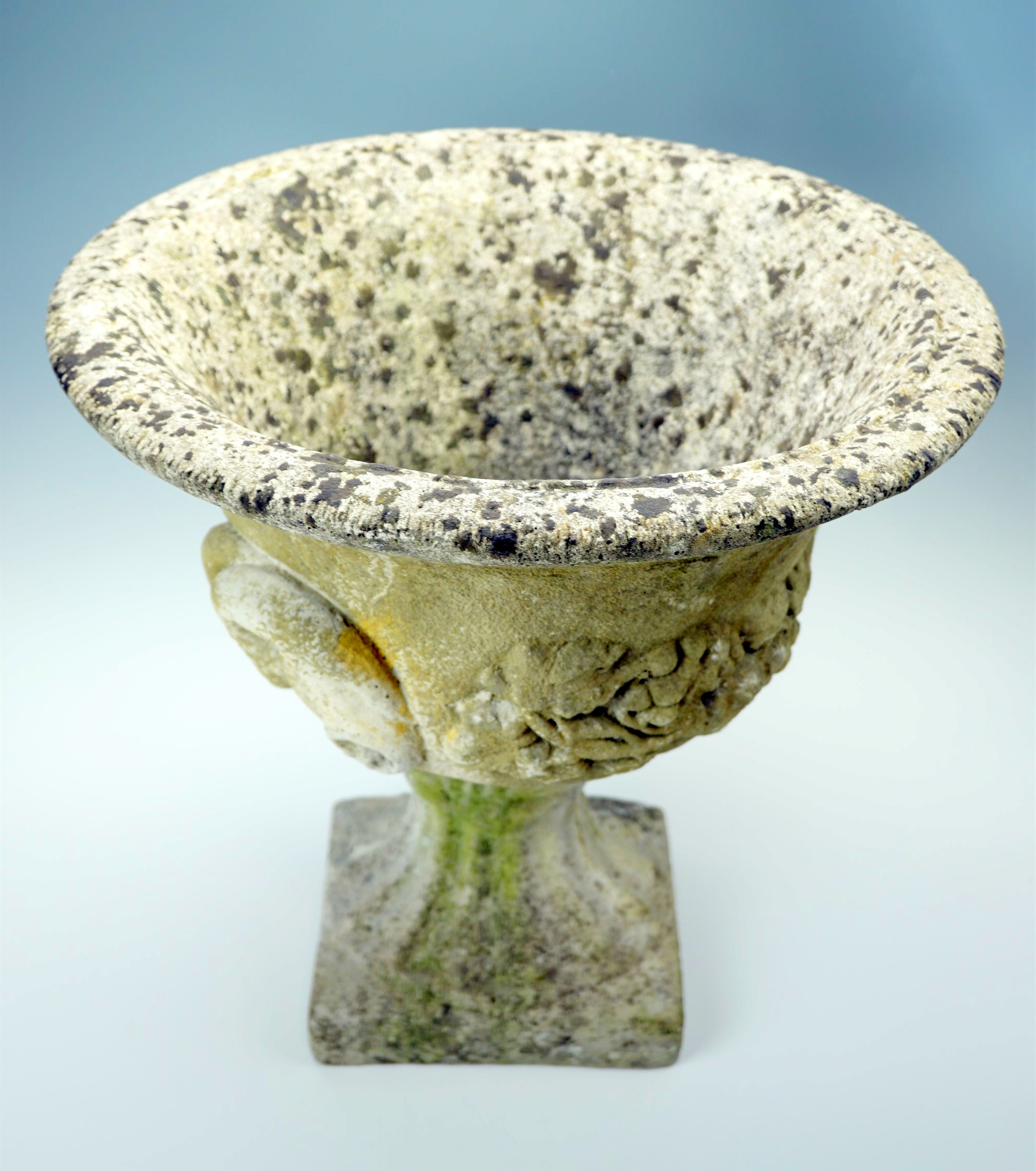 A pre-cast garden urn, 43 x 41 cm