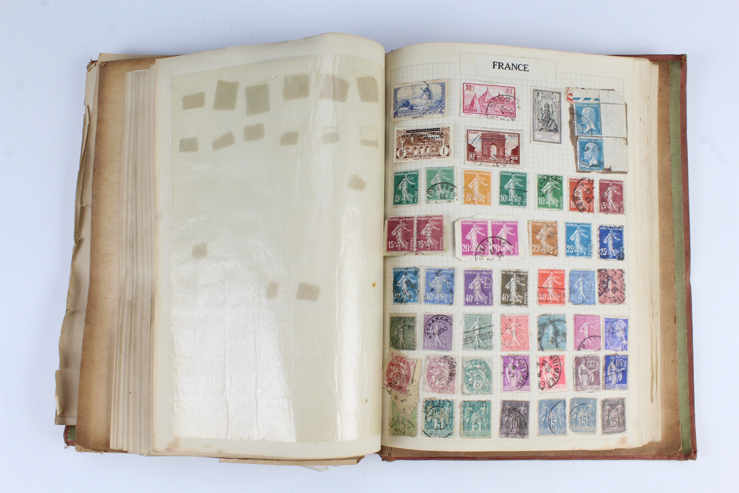 A Barrington Loose Leaf Stamp Album, containing a naive collection of GB and world stamps, circa - Image 3 of 3