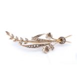 A Belle Epoque seed pearl and 9 ct yellow metal wild flower posy brooch, 52 mm, 3 g