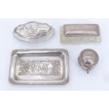 An early 20th Century silver ring box, together with an early 20th Century silver lidded cut glass
