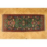 [ Carpet / rug ] An oriental wool short runner, 194 cm x 80 cm