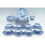 Spode Italian ware tea and dinnerware, approximately forty one items