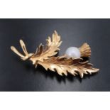A yellow metal and pearl thistle-form brooch, 43 mm, 4.9 g