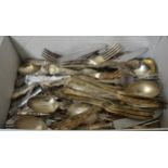 Small quantity of miscellaneous silver plated Kings pattern cutlery