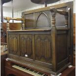 Mid 20th Century oak box seat monks bench Good condition, no problems