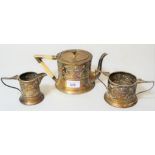 Art Nouveau silver three piece bachelor's tea service for Goldsmiths & Silversmiths Company, the