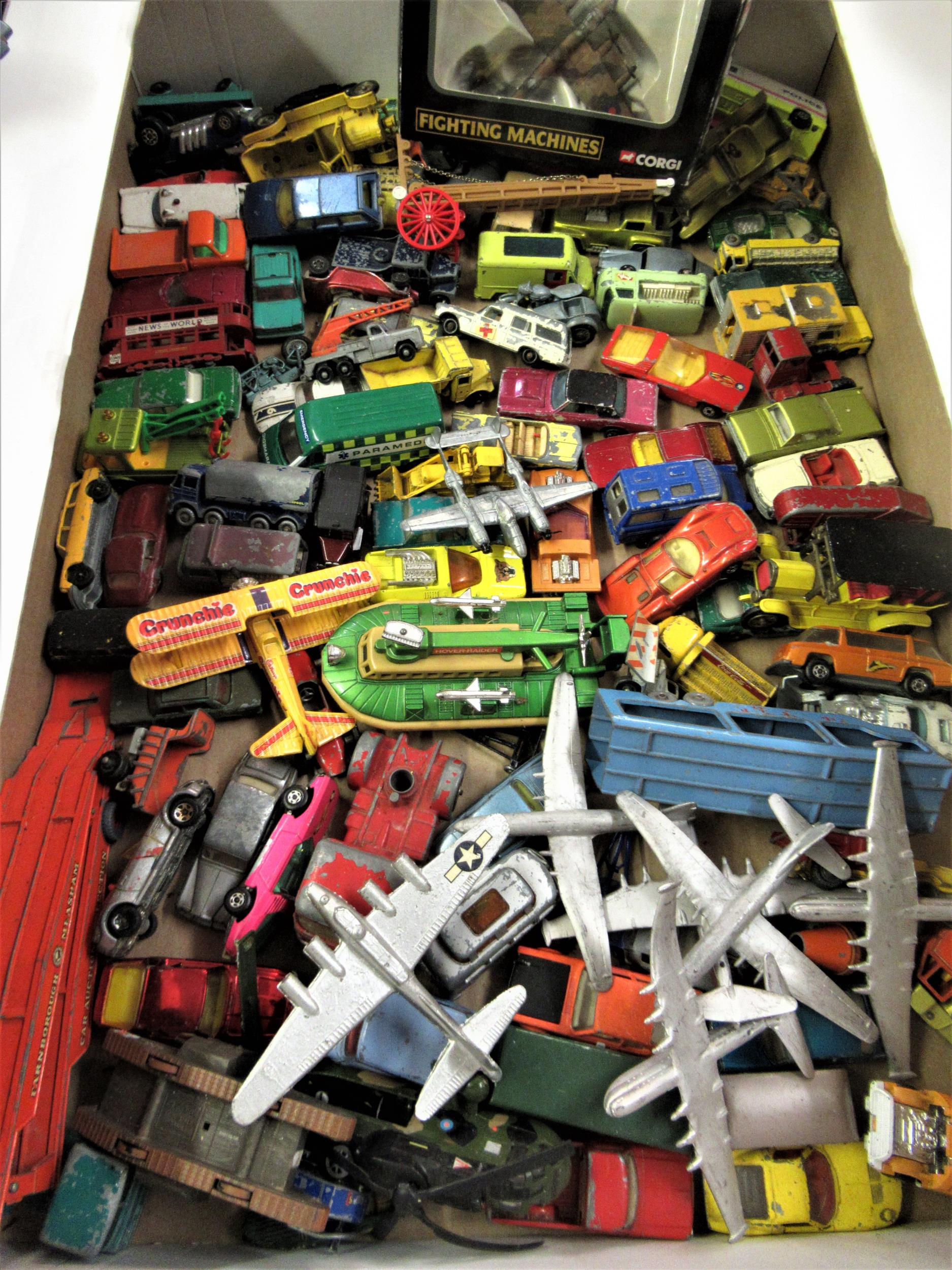 Box containing a large quantity of Lesney diecast model vehicles, miscellaneous diecast model